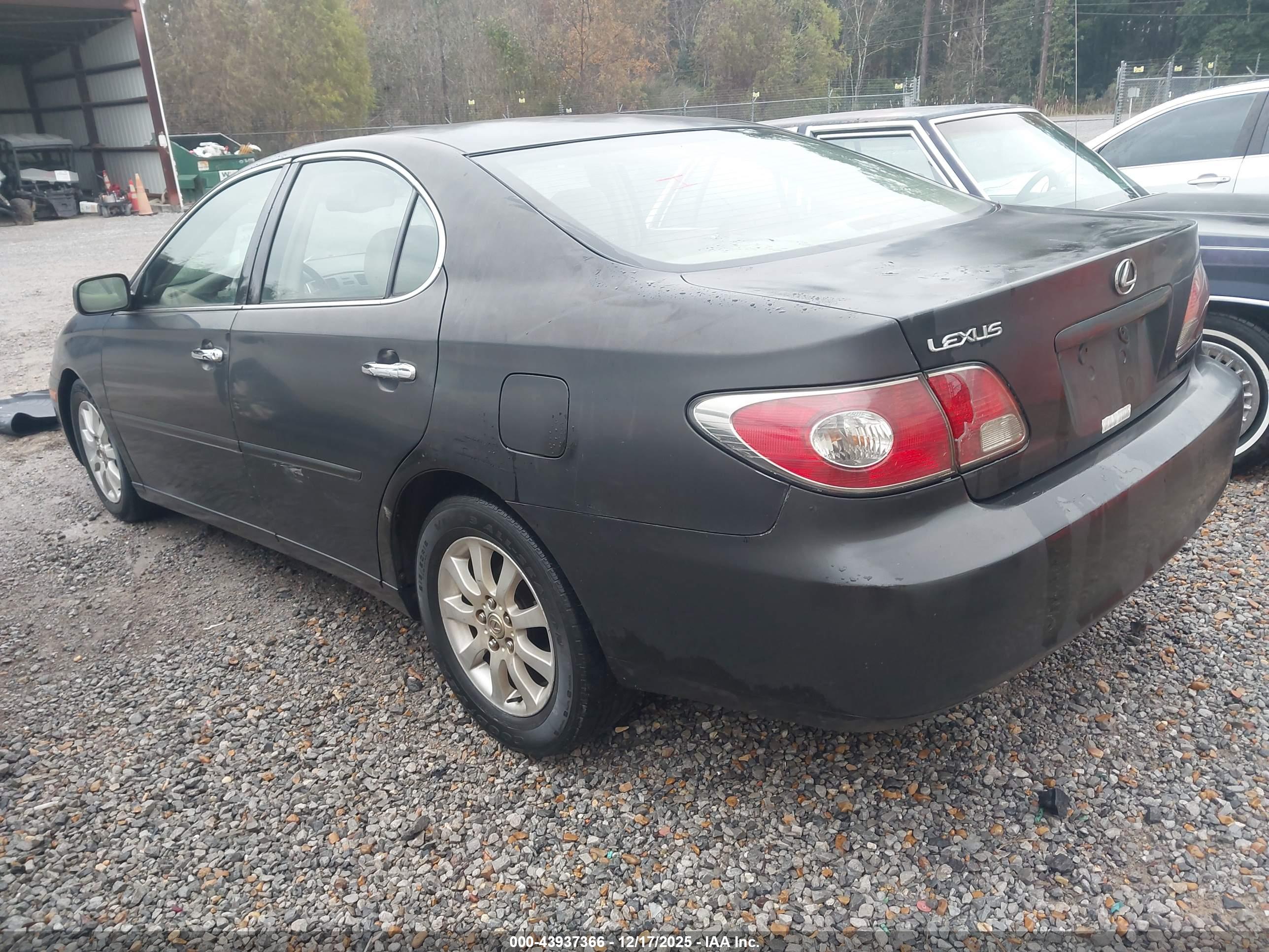 LEXUS ES image 3