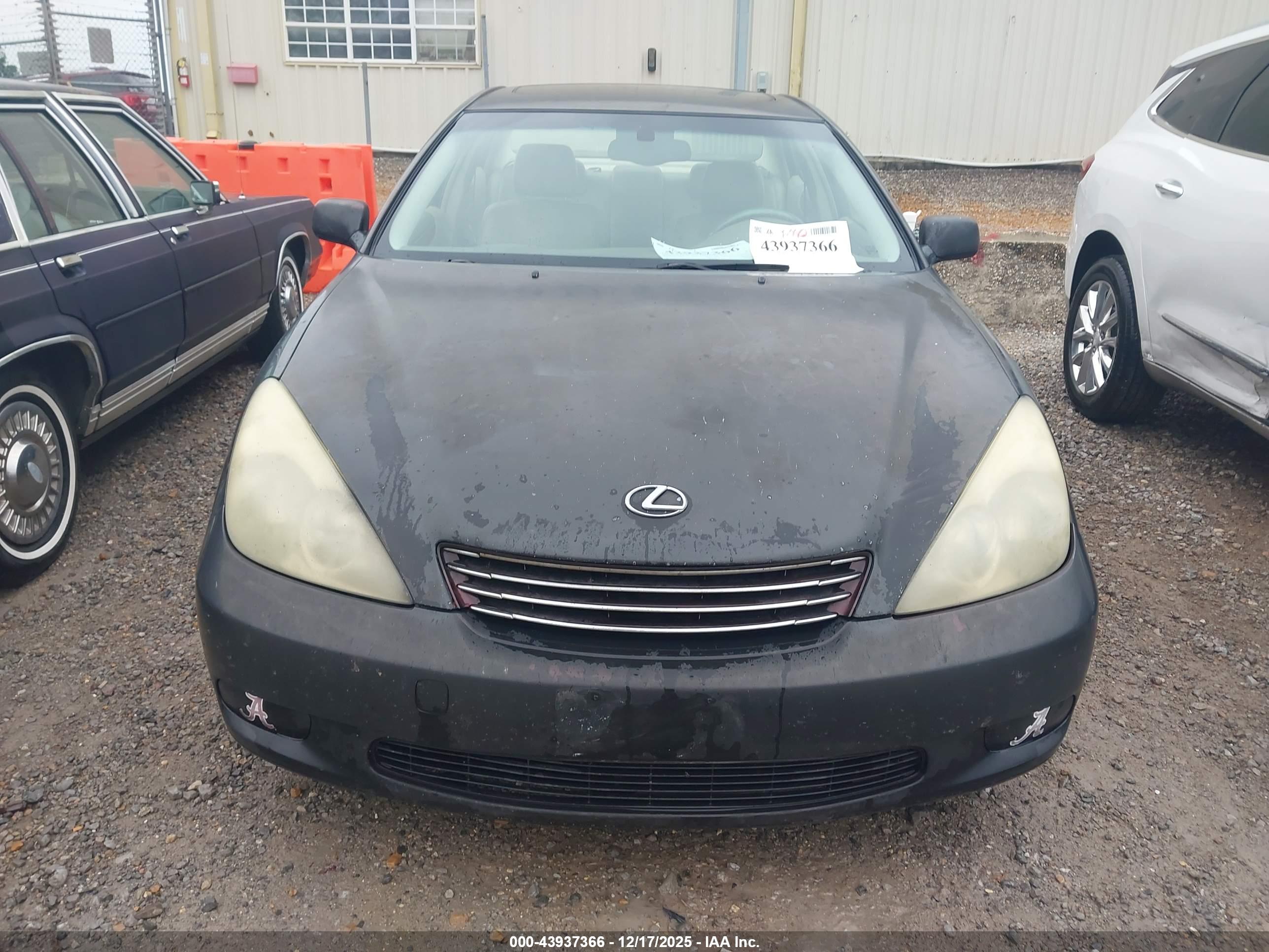 LEXUS ES image 6