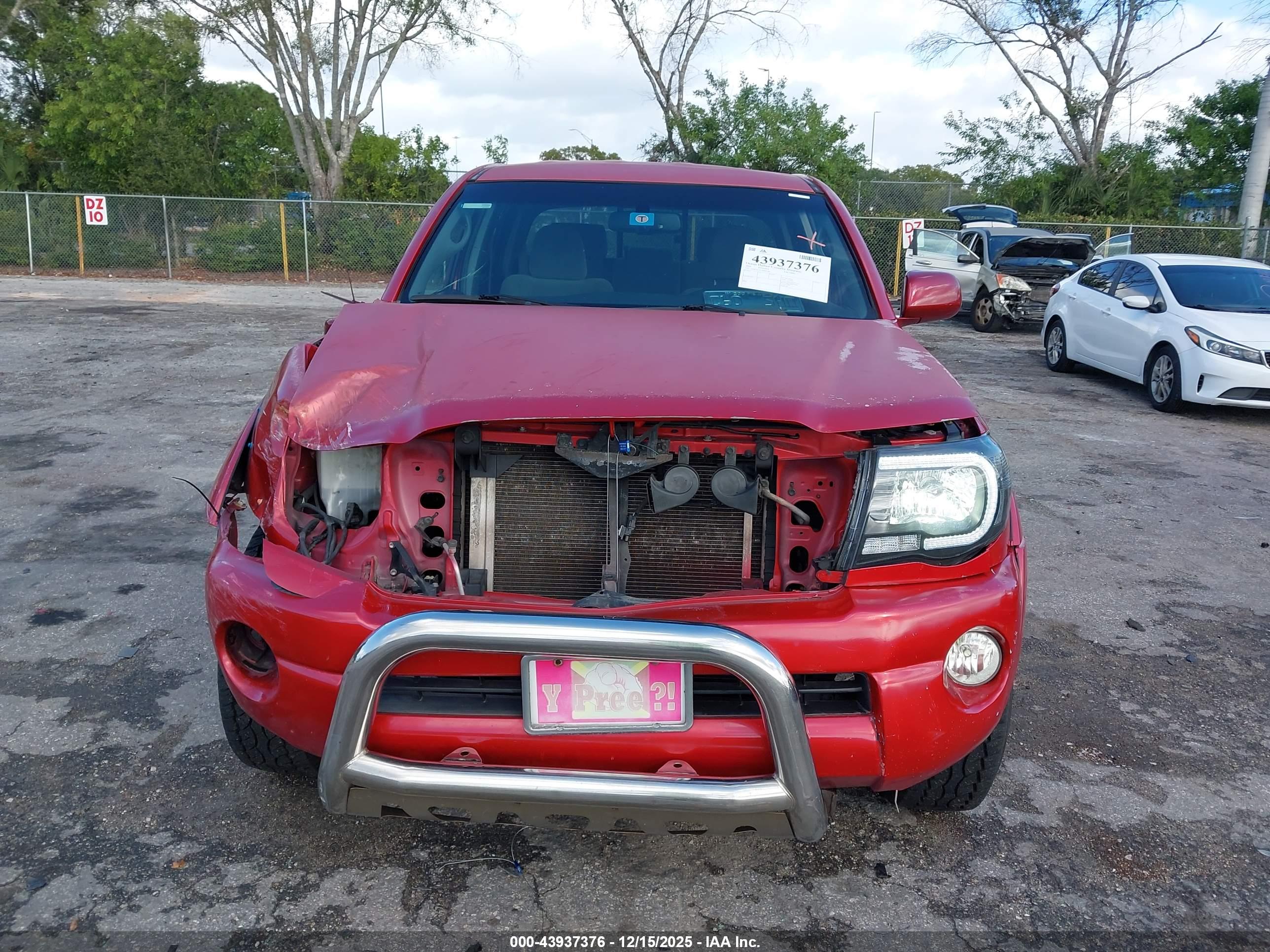 TOYOTA TACOMA image 6