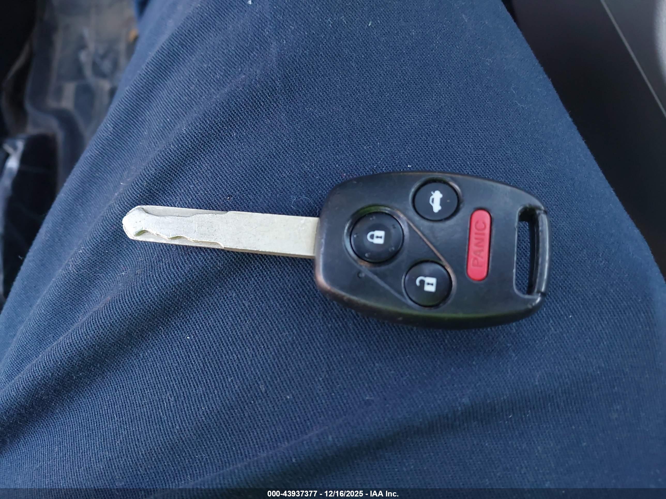 HONDA CIVIC image 11
