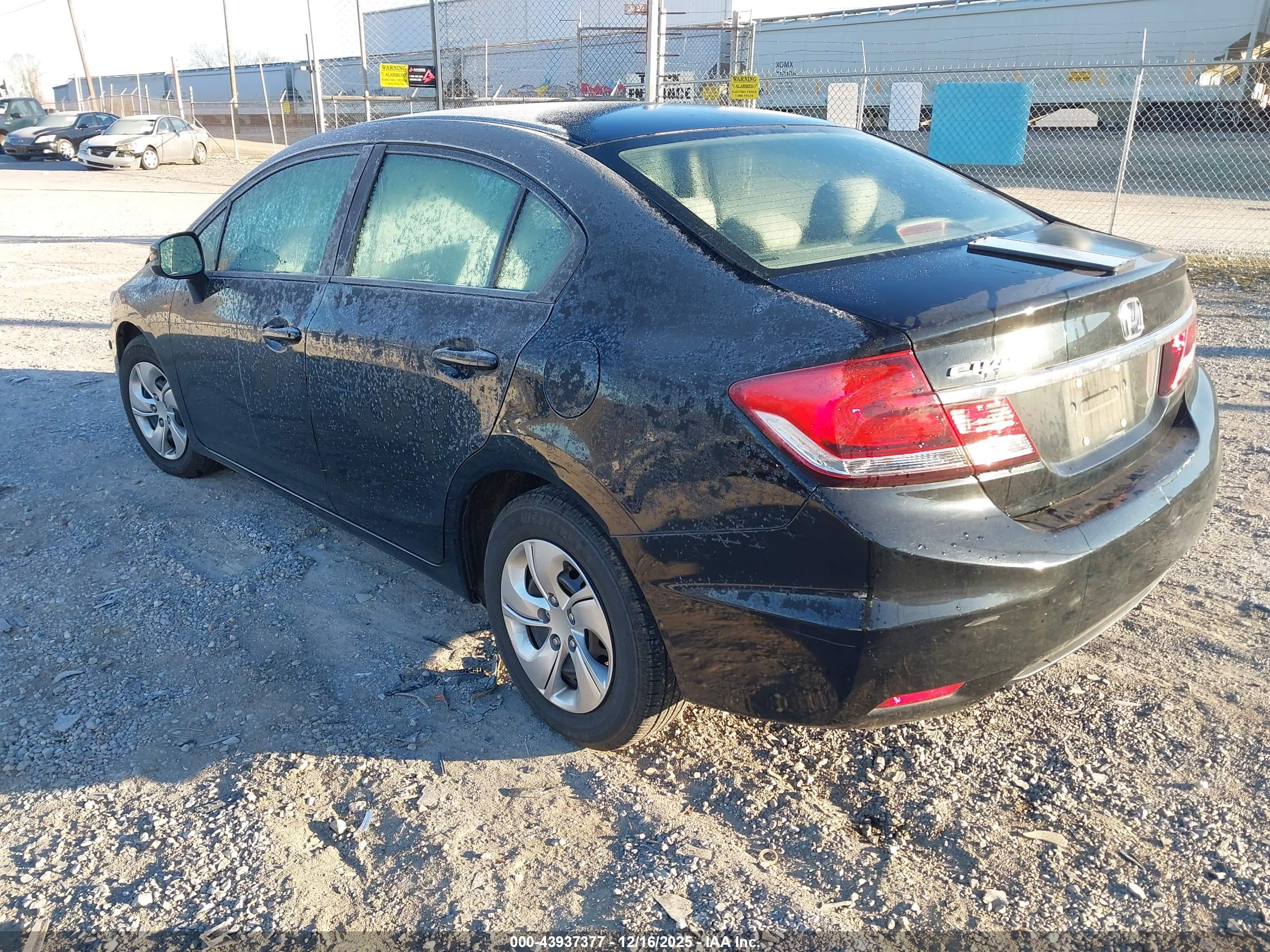 HONDA CIVIC image 3