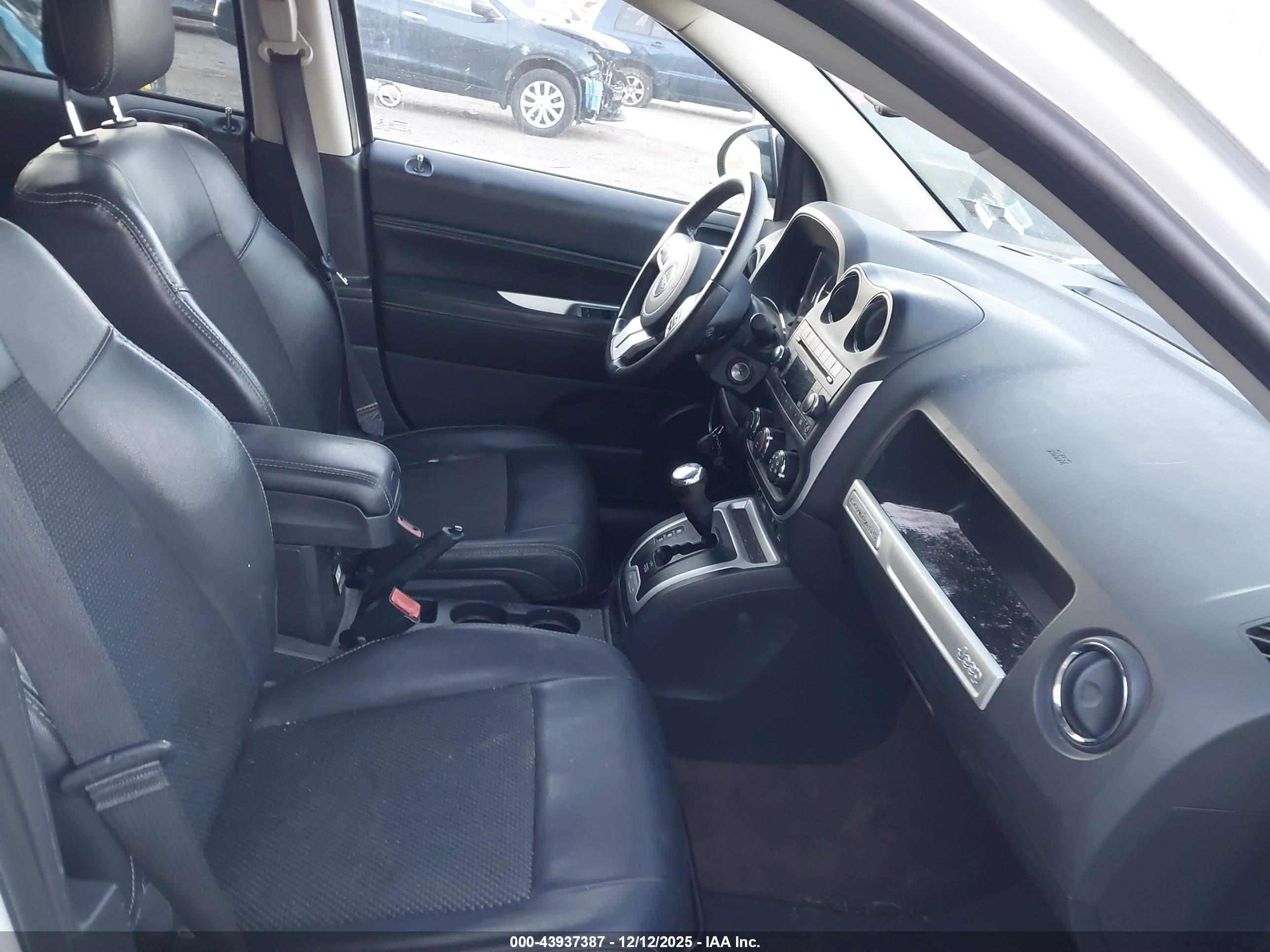 JEEP COMPASS image 5