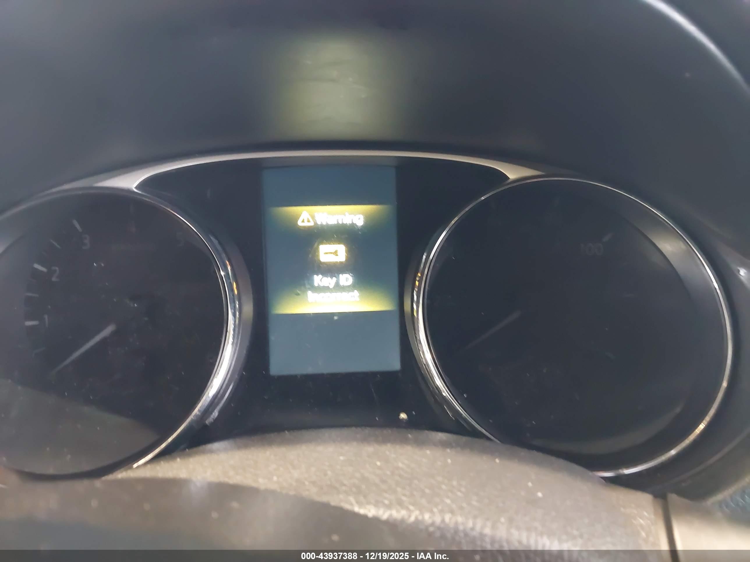 NISSAN ROGUE image 7