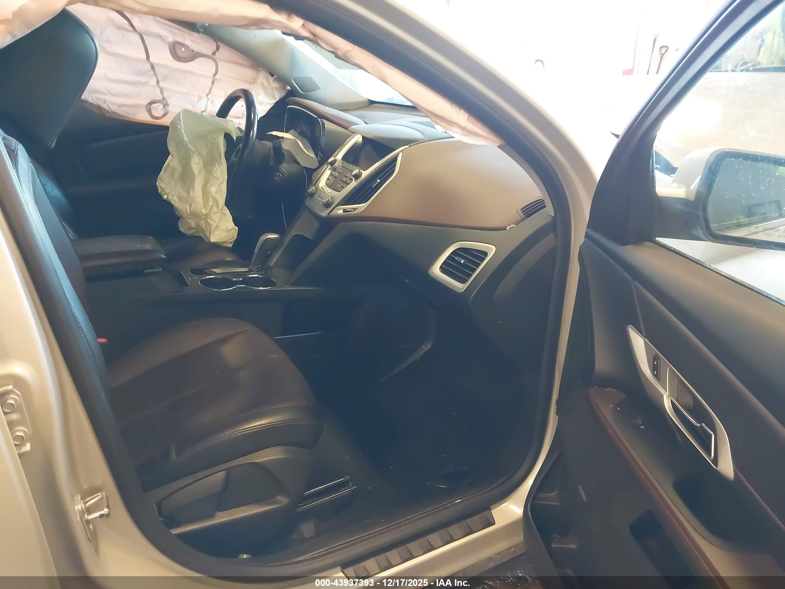 GMC TERRAIN image 5