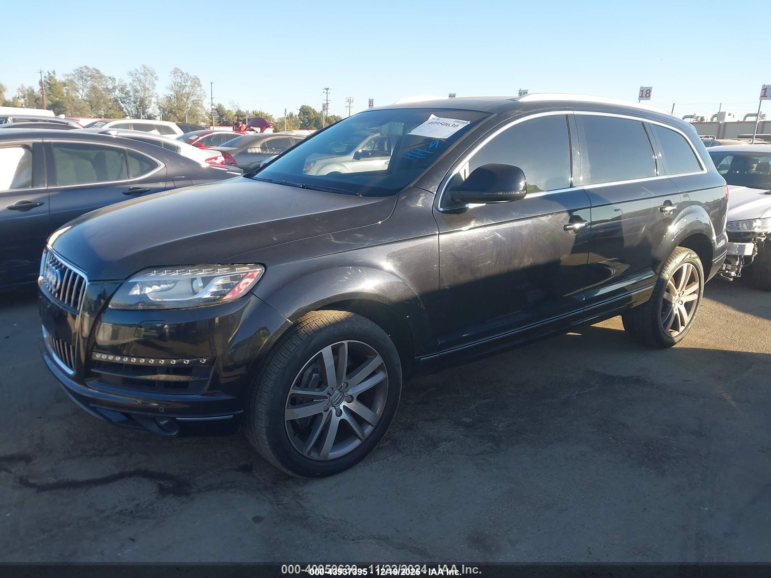 AUDI Q7 image 2