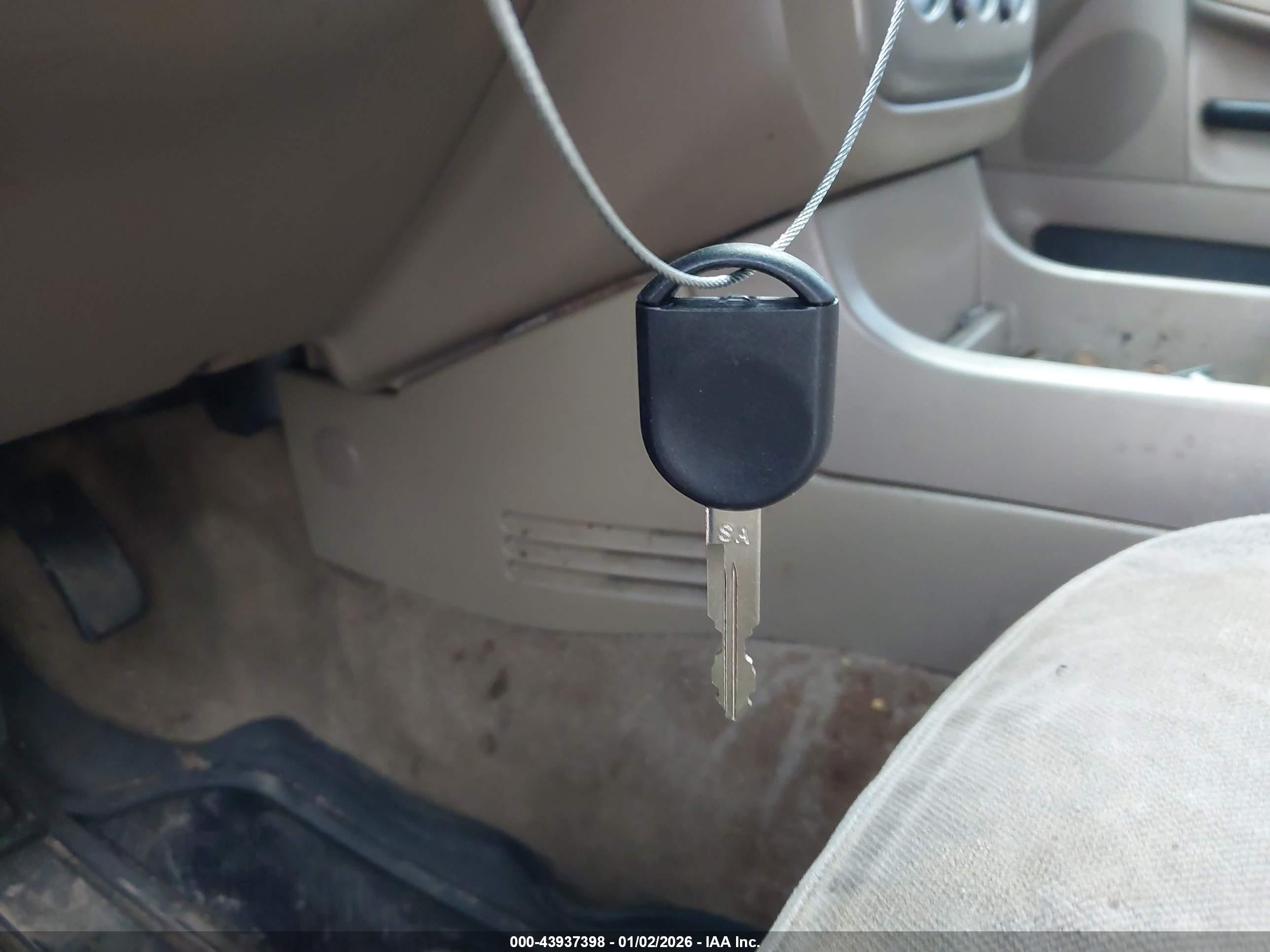FORD EXPLORER image 11