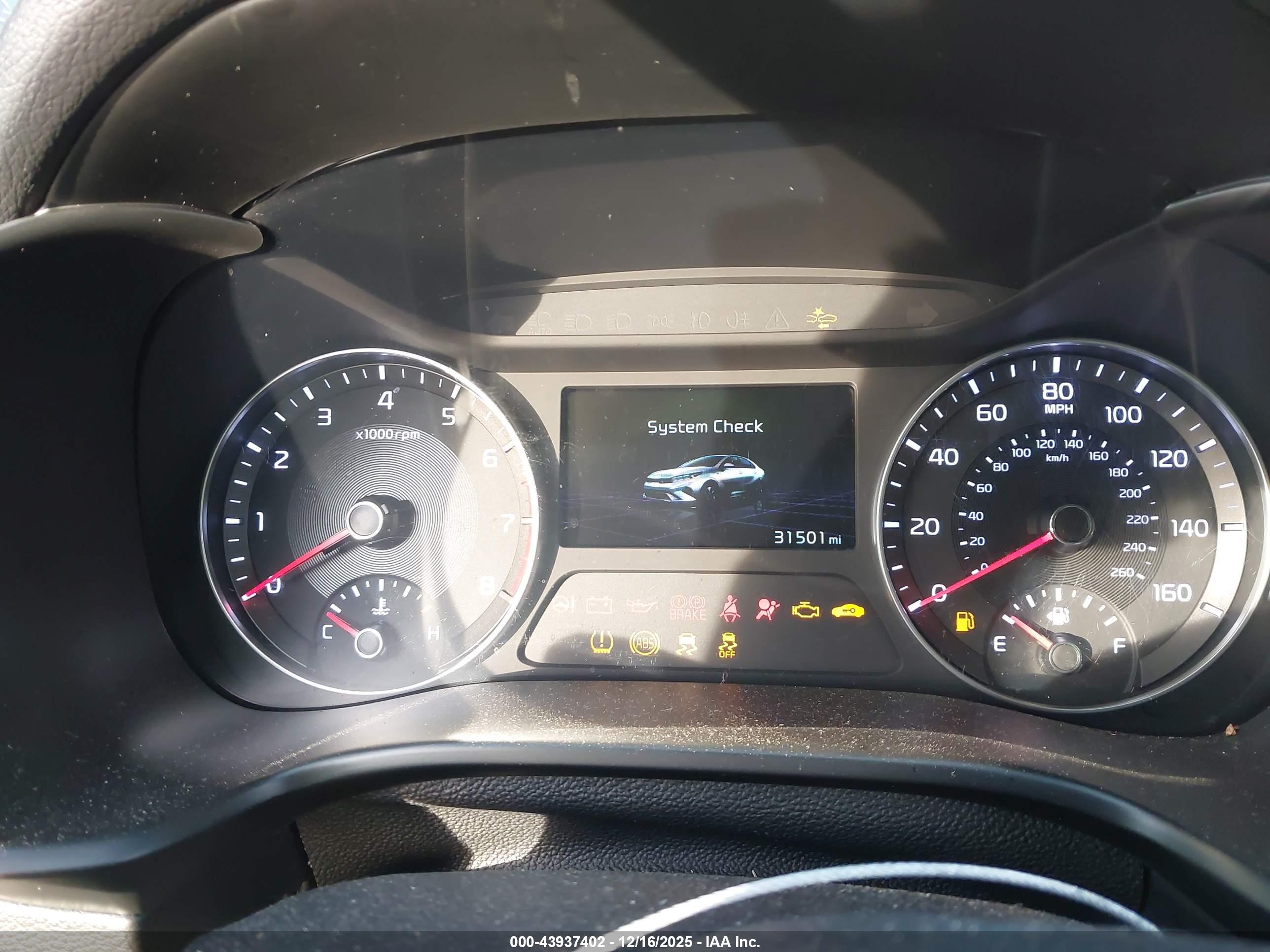 KIA FORTE image 7