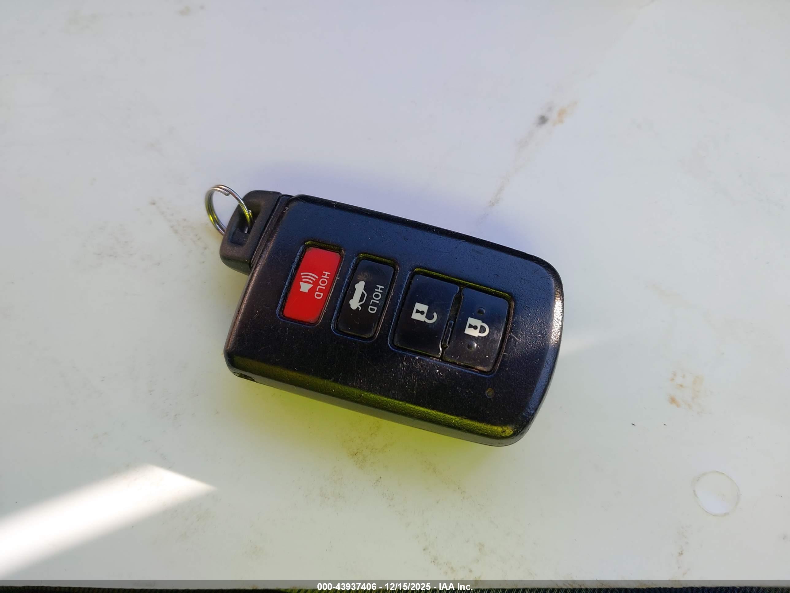 TOYOTA AVALON image 11