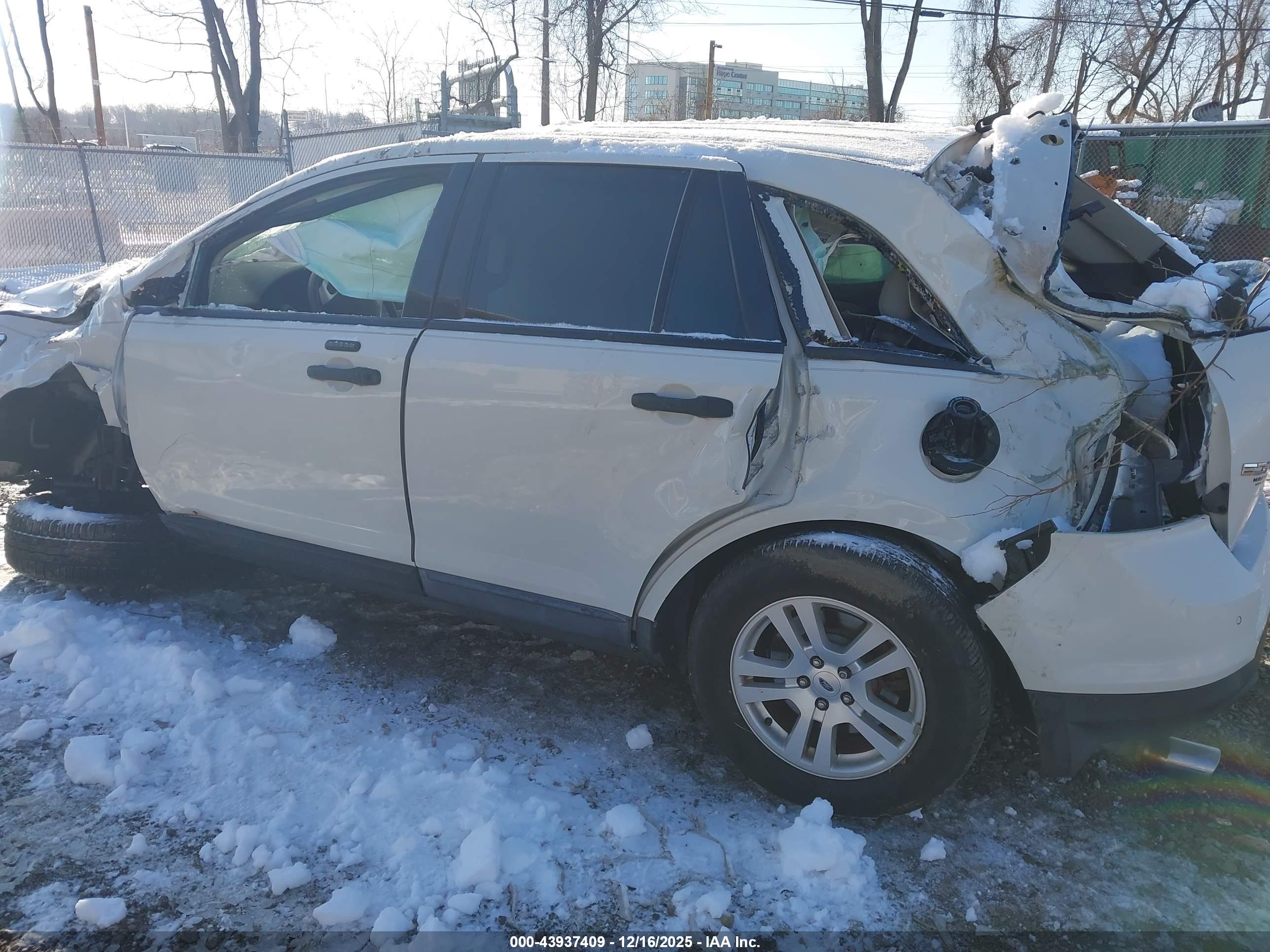 FORD EDGE image 6