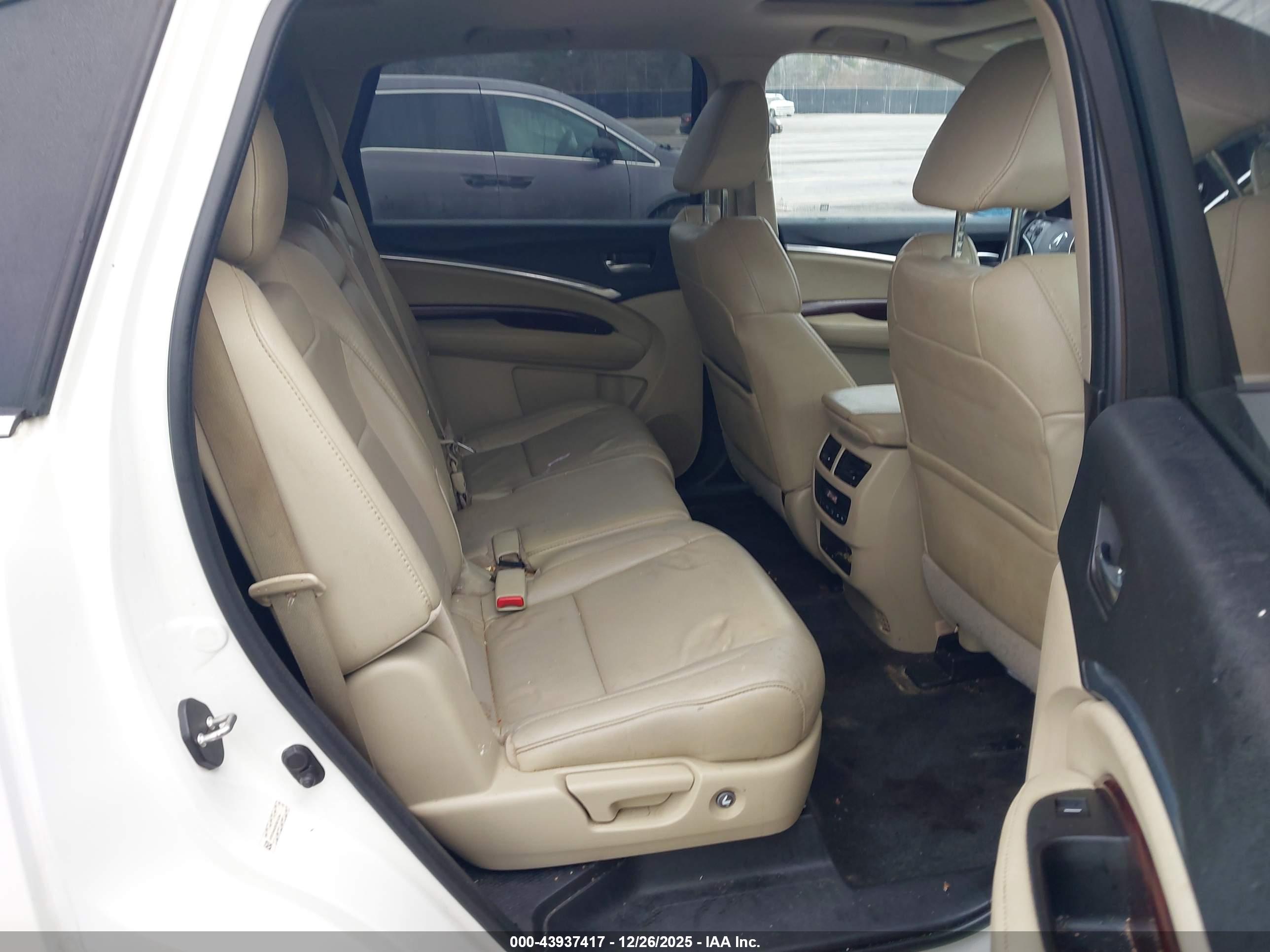 ACURA MDX image 8