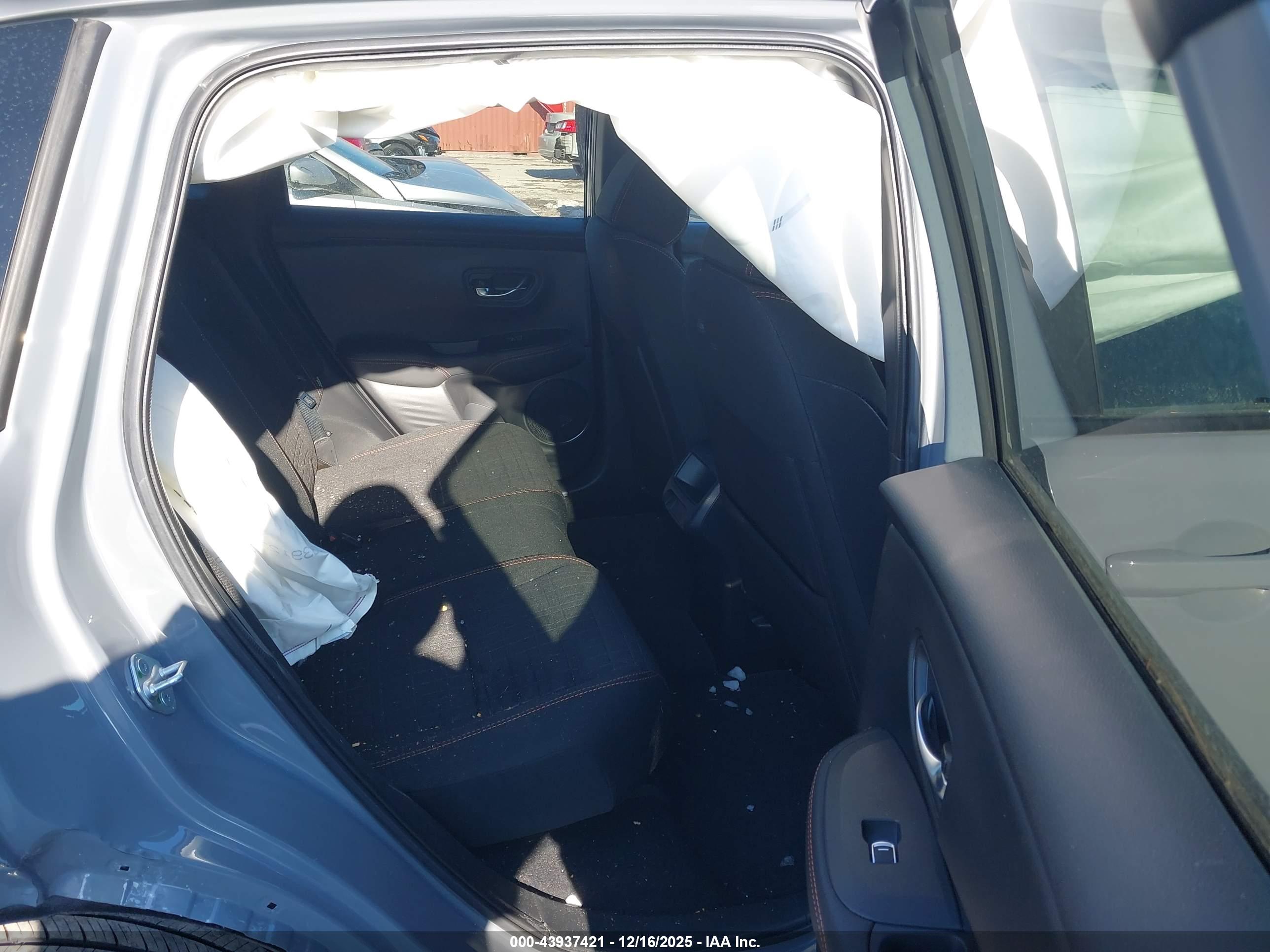 HONDA HR-V image 8