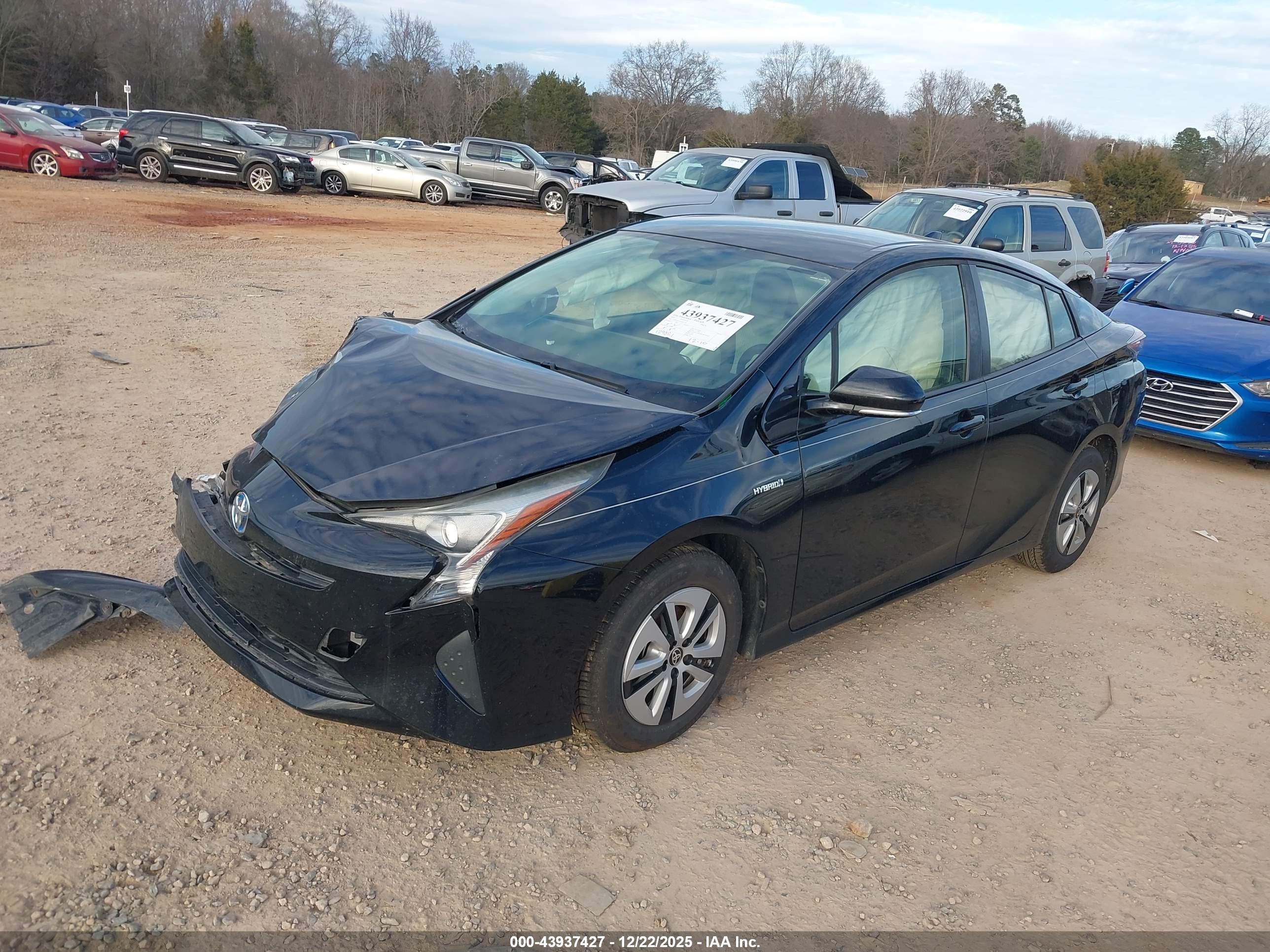 TOYOTA PRIUS image 2