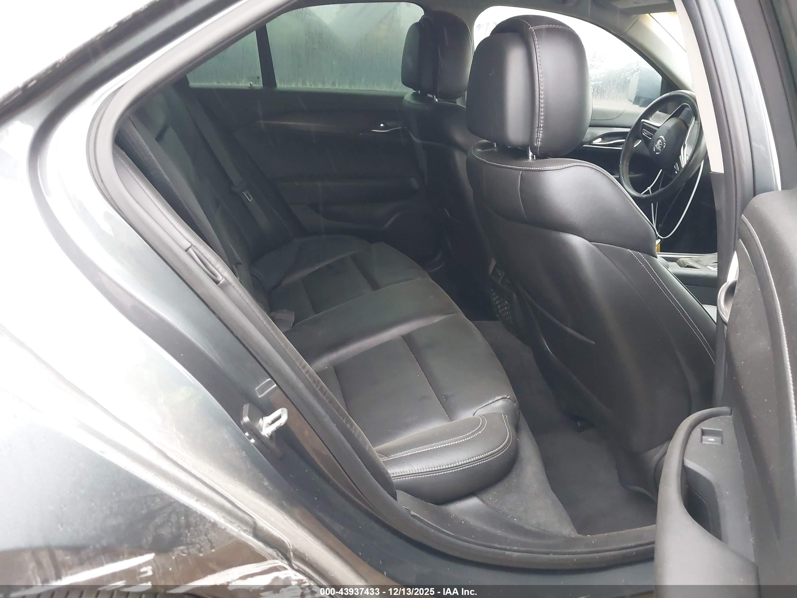 CADILLAC ATS image 8
