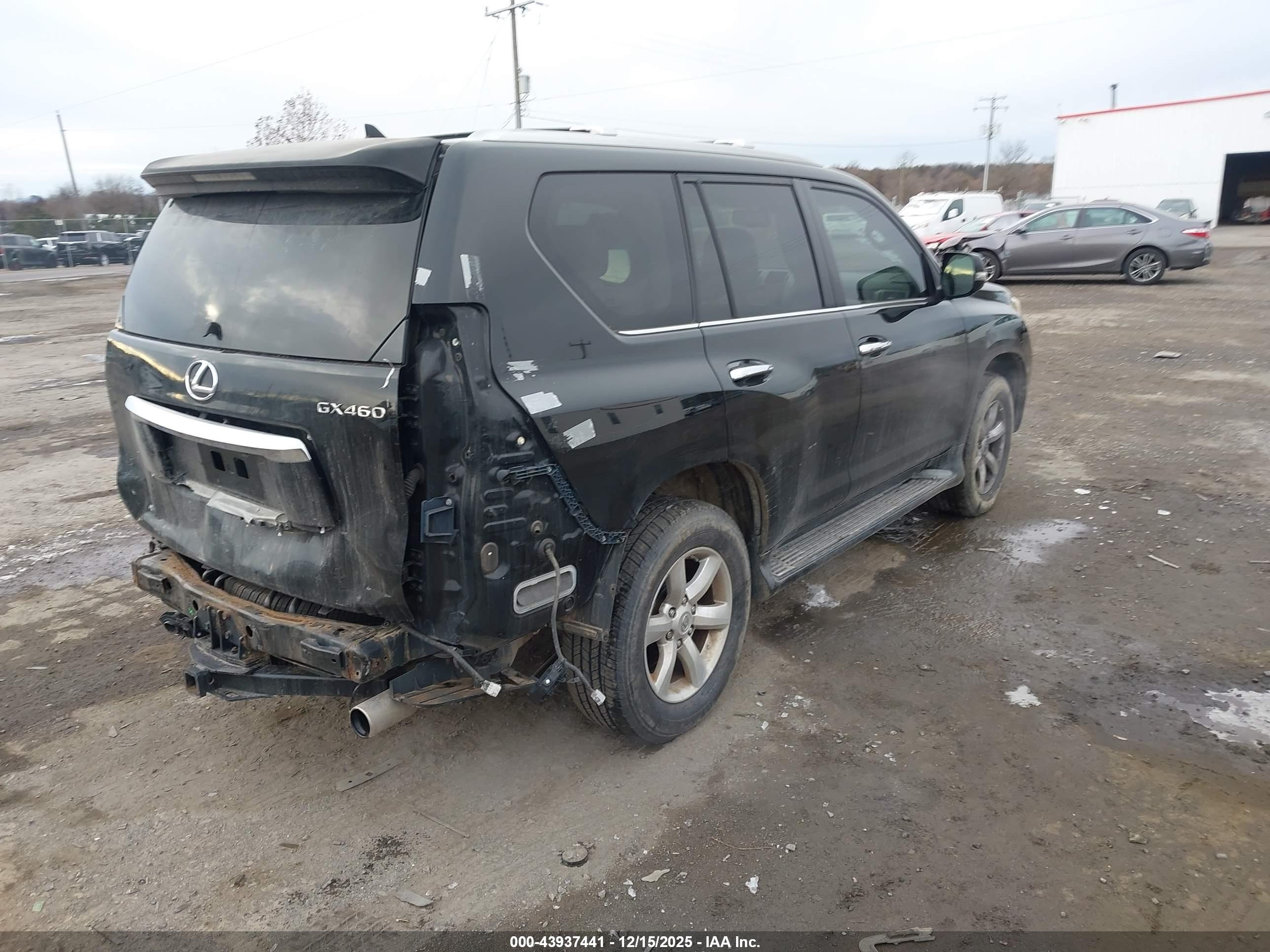 LEXUS GX image 4