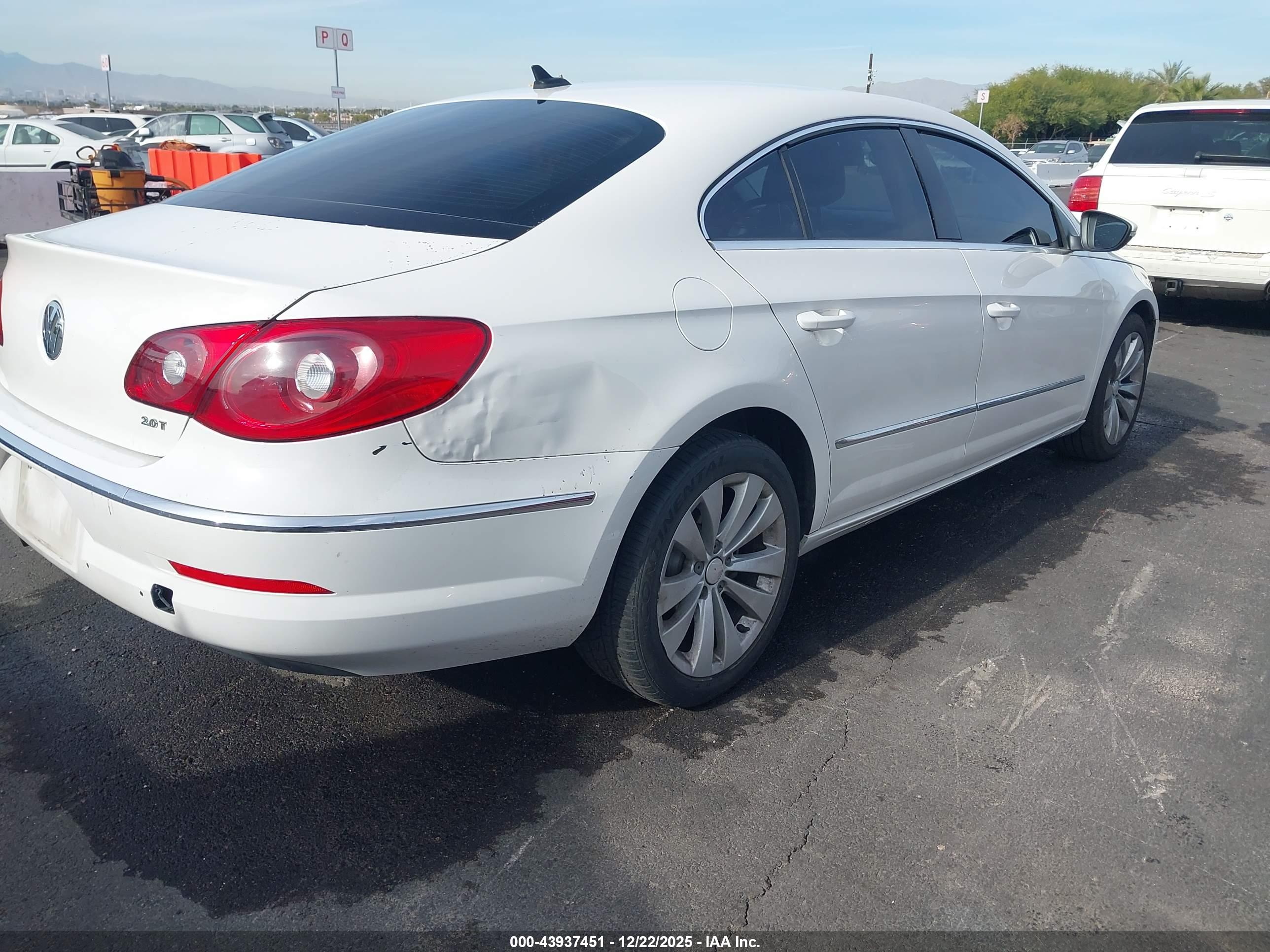 VOLKSWAGEN CC image 4