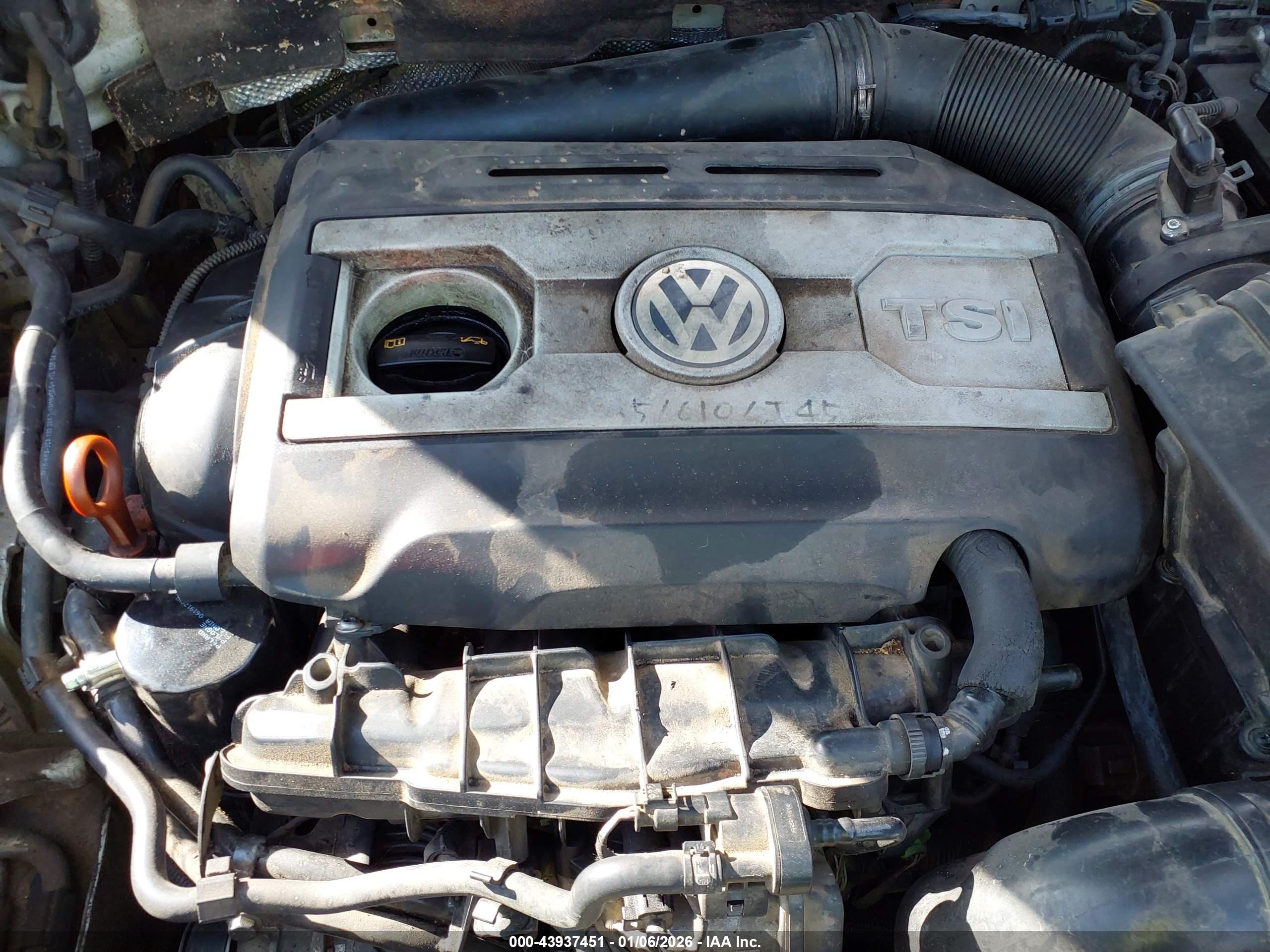 VOLKSWAGEN CC image 6