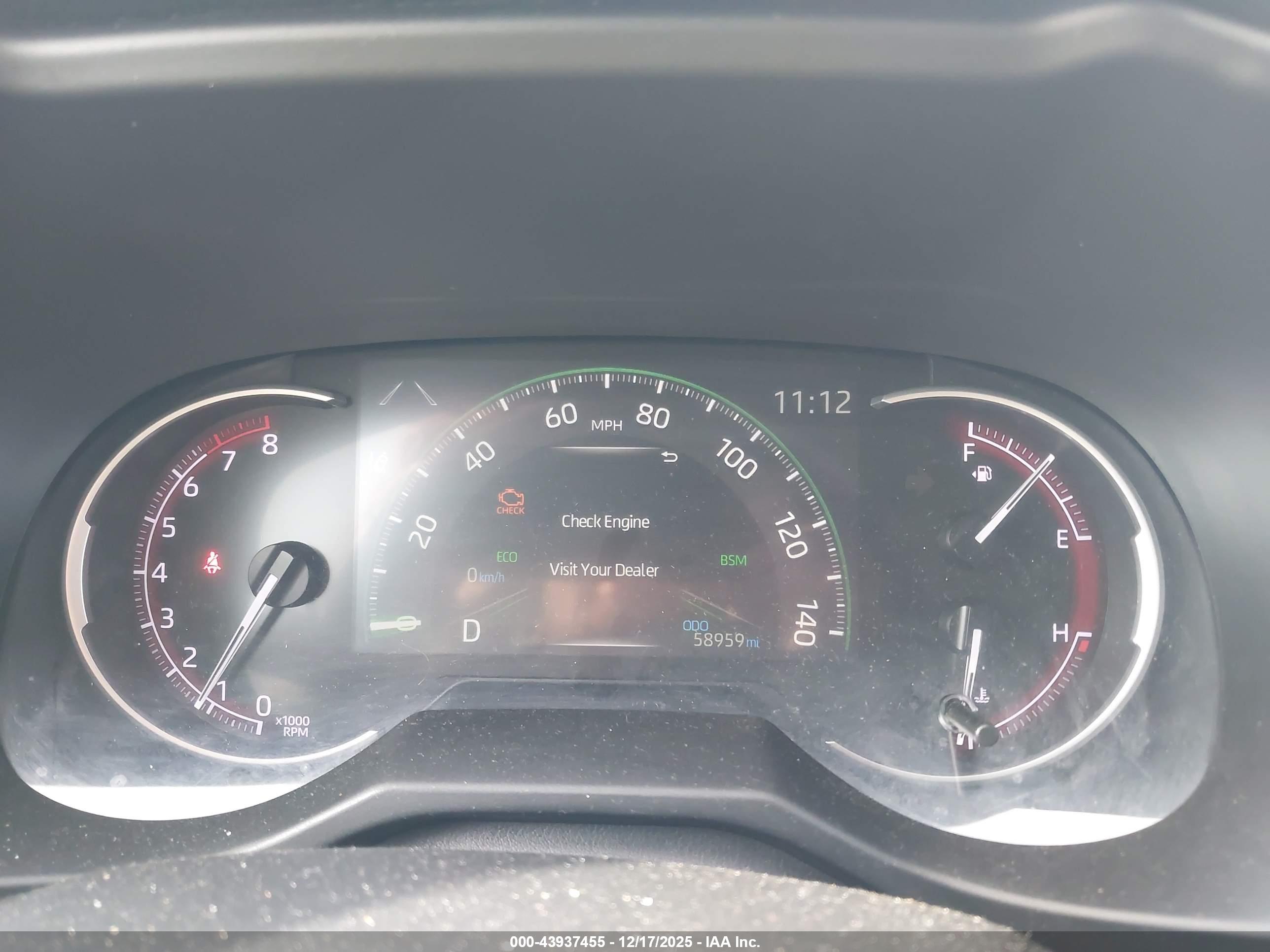 TOYOTA RAV4 image 7