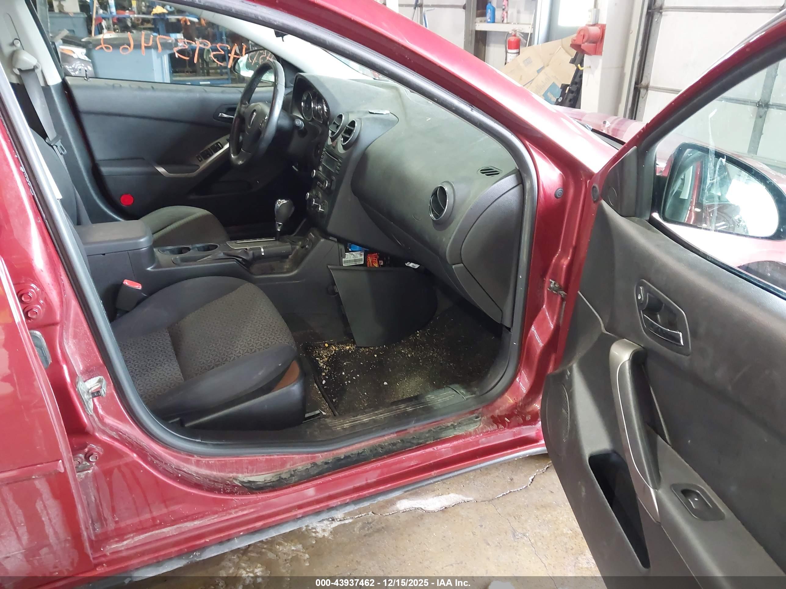 PONTIAC G6 image 5