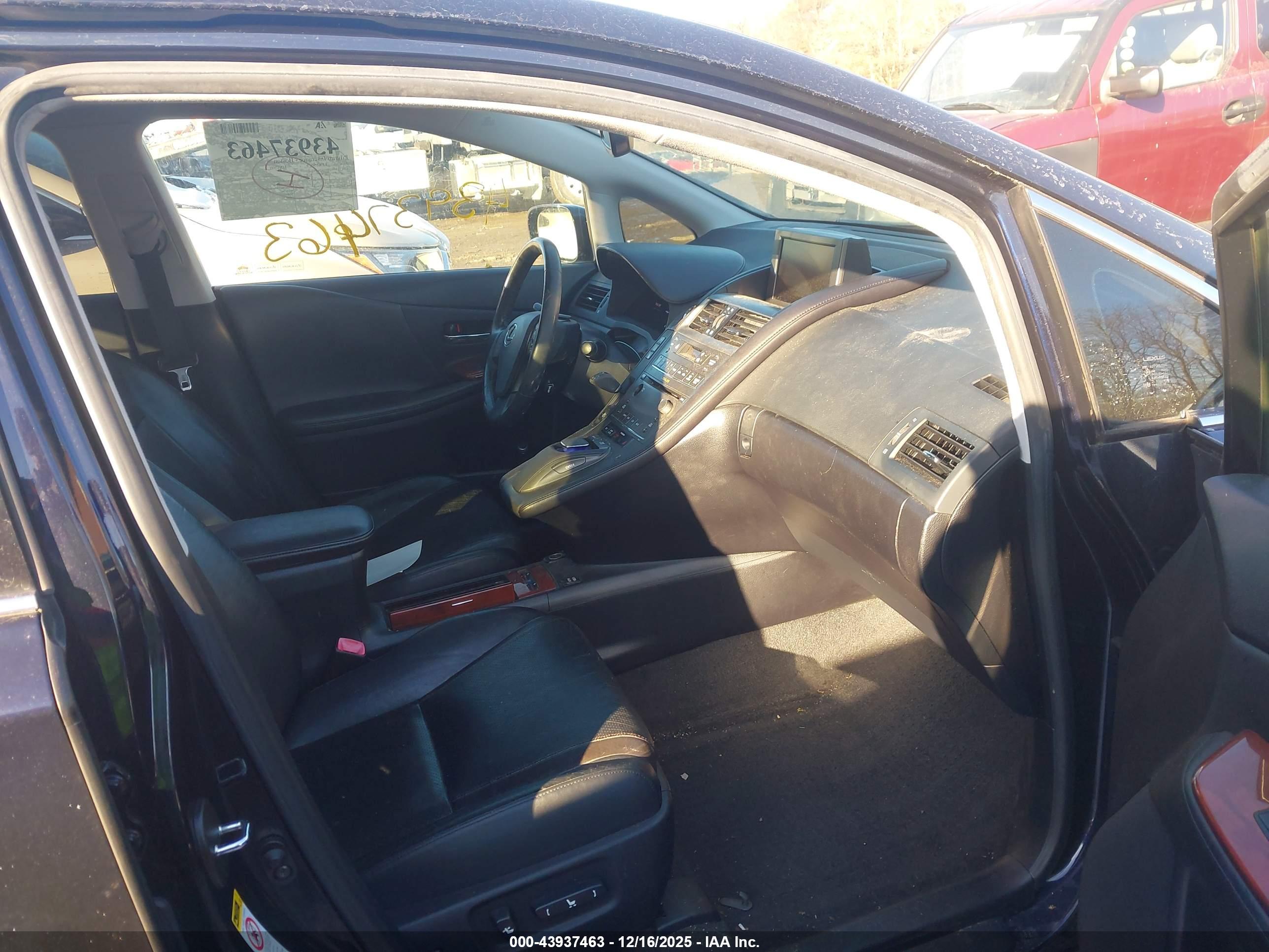LEXUS HS image 5