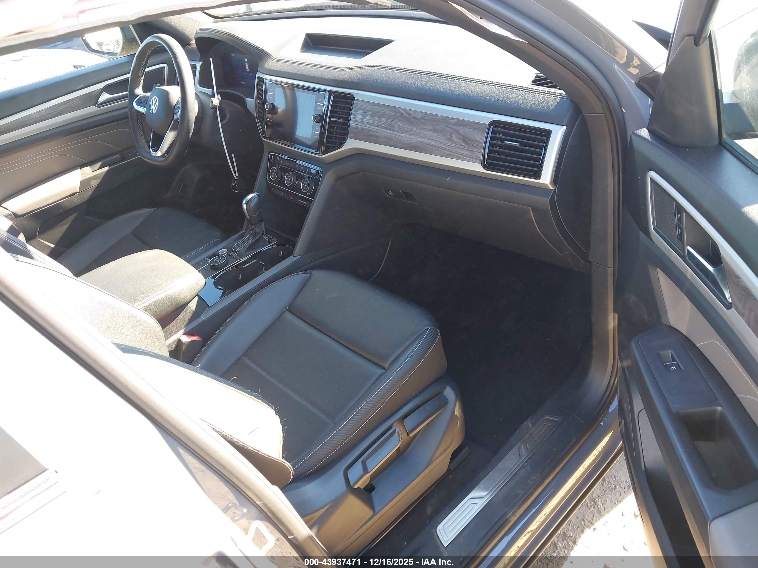 VOLKSWAGEN ATLAS image 5
