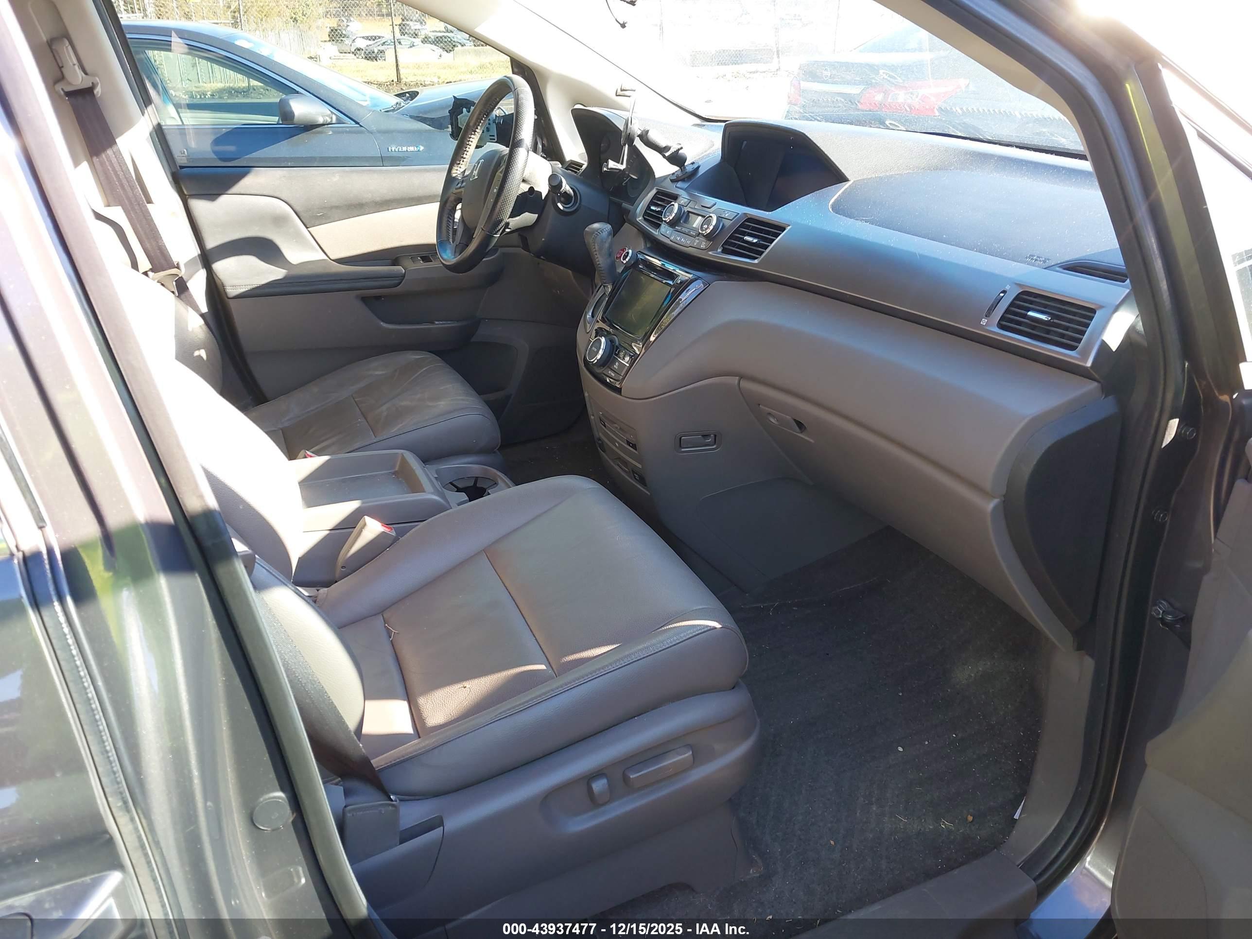 HONDA ODYSSEY image 5