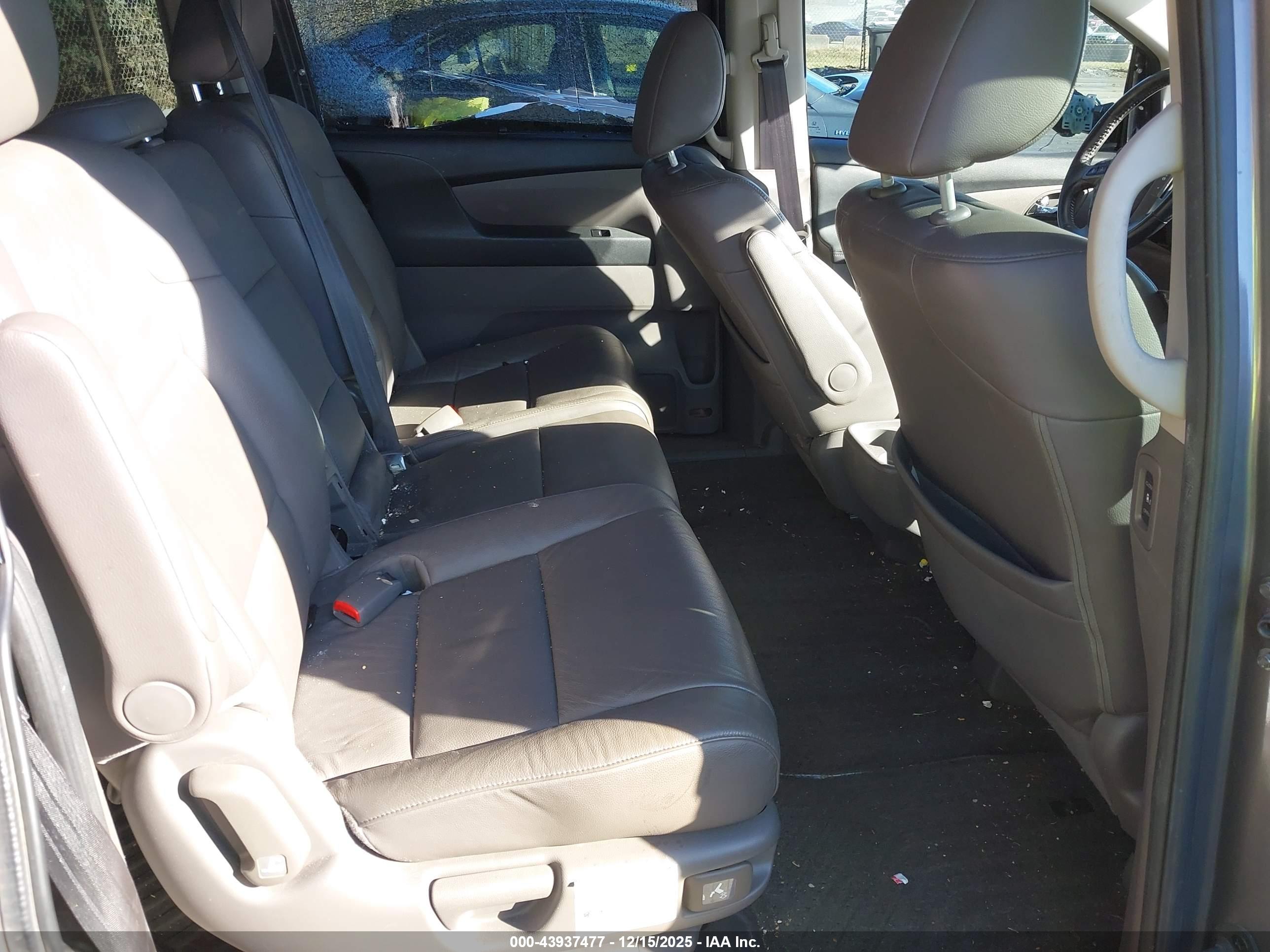 HONDA ODYSSEY image 8