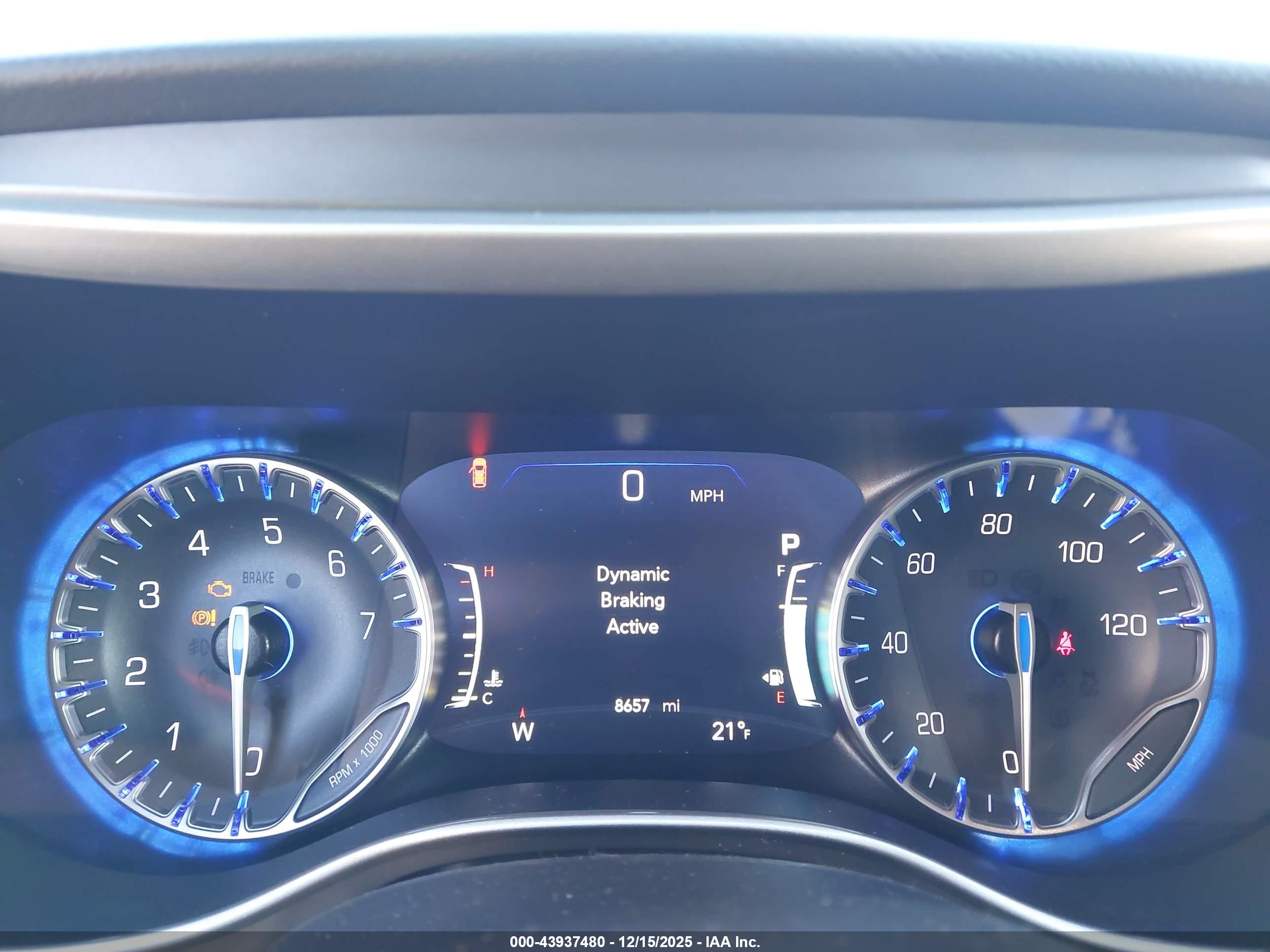 CHRYSLER PACIFICA image 7