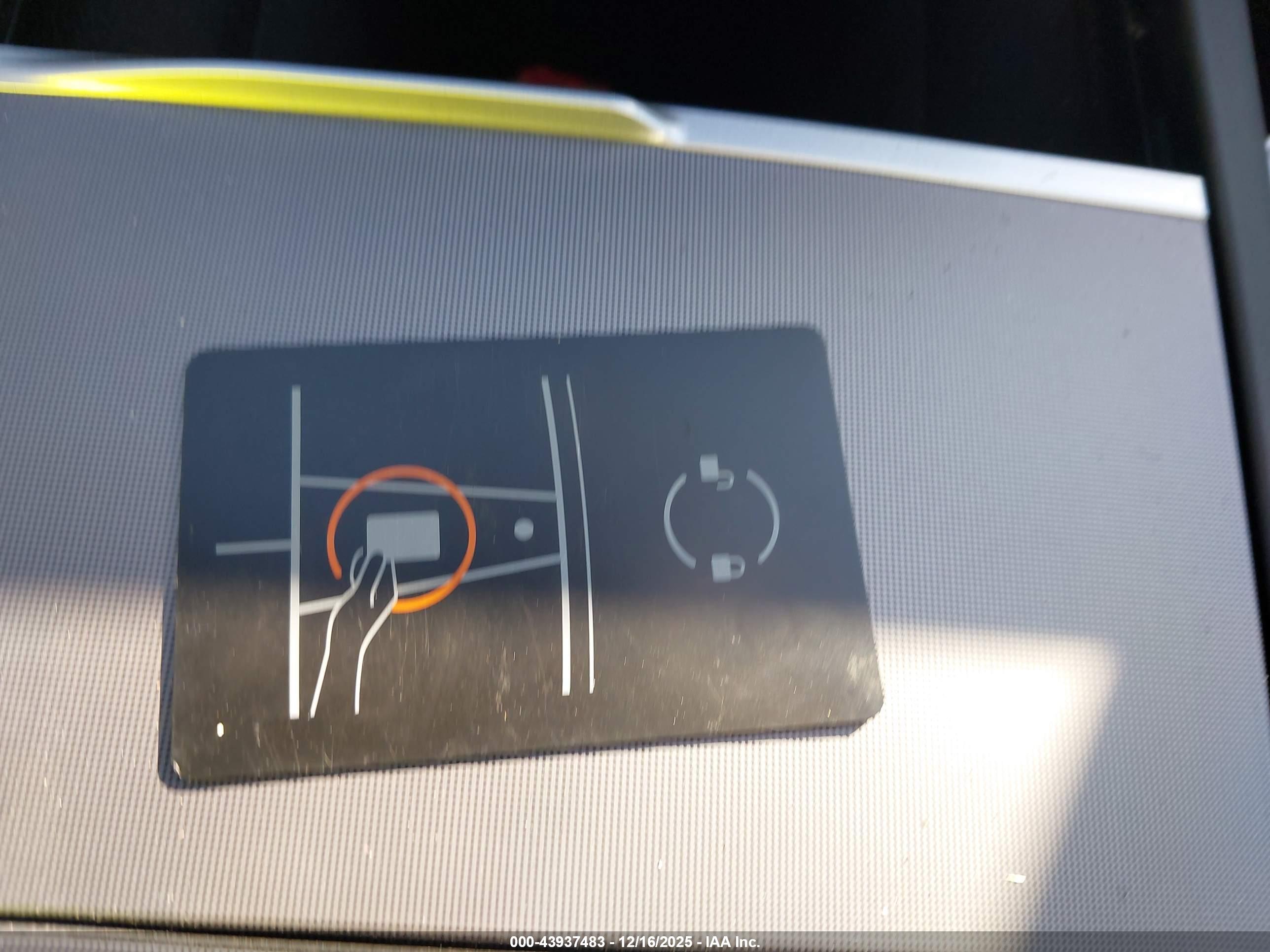 TESLA MODEL image 11