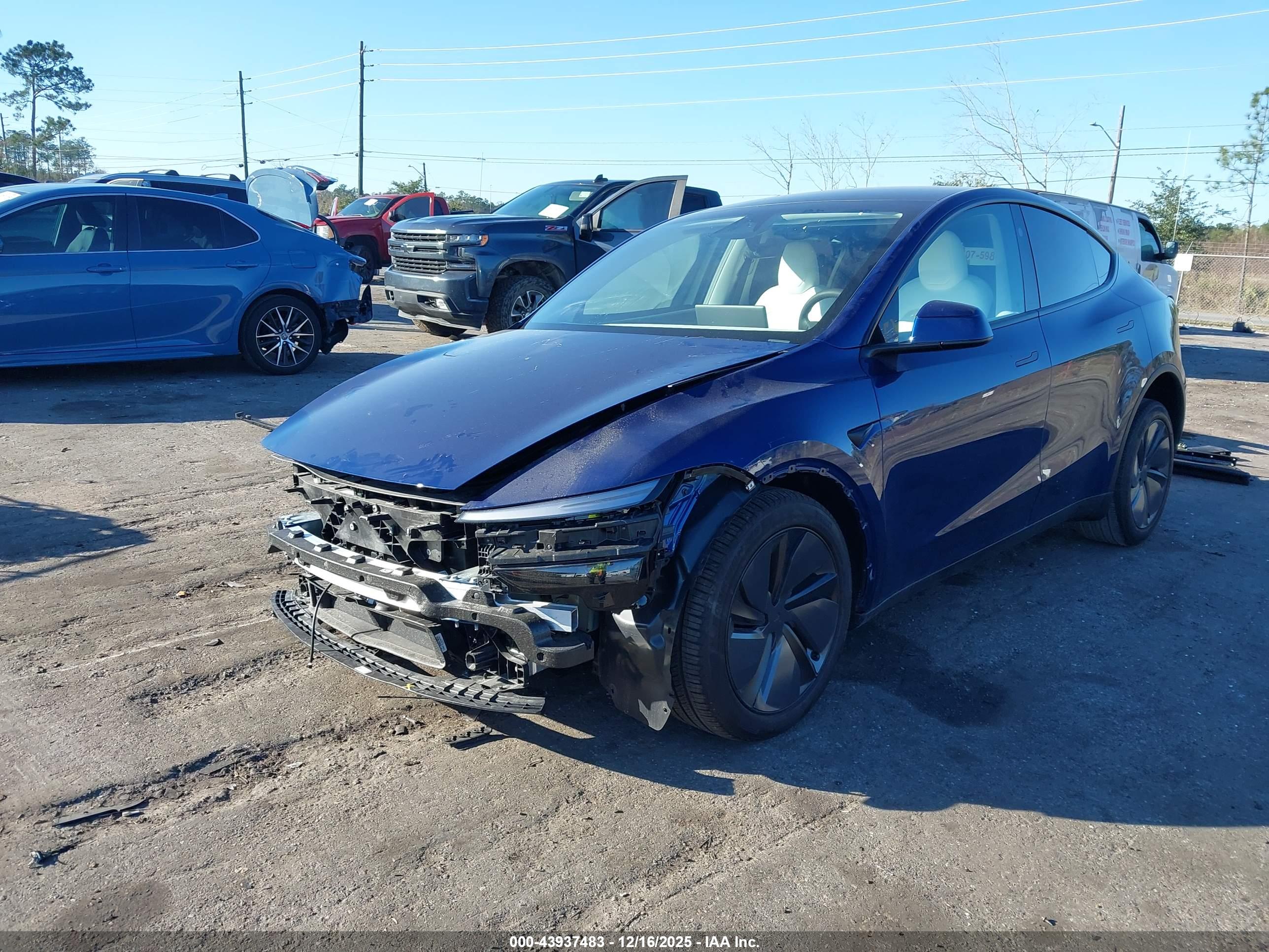 TESLA MODEL image 2