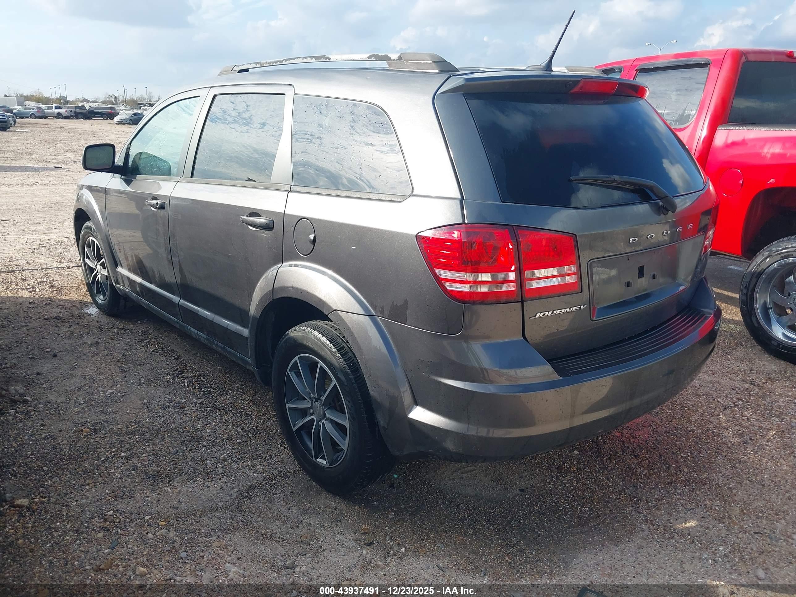 DODGE JOURNEY image 3