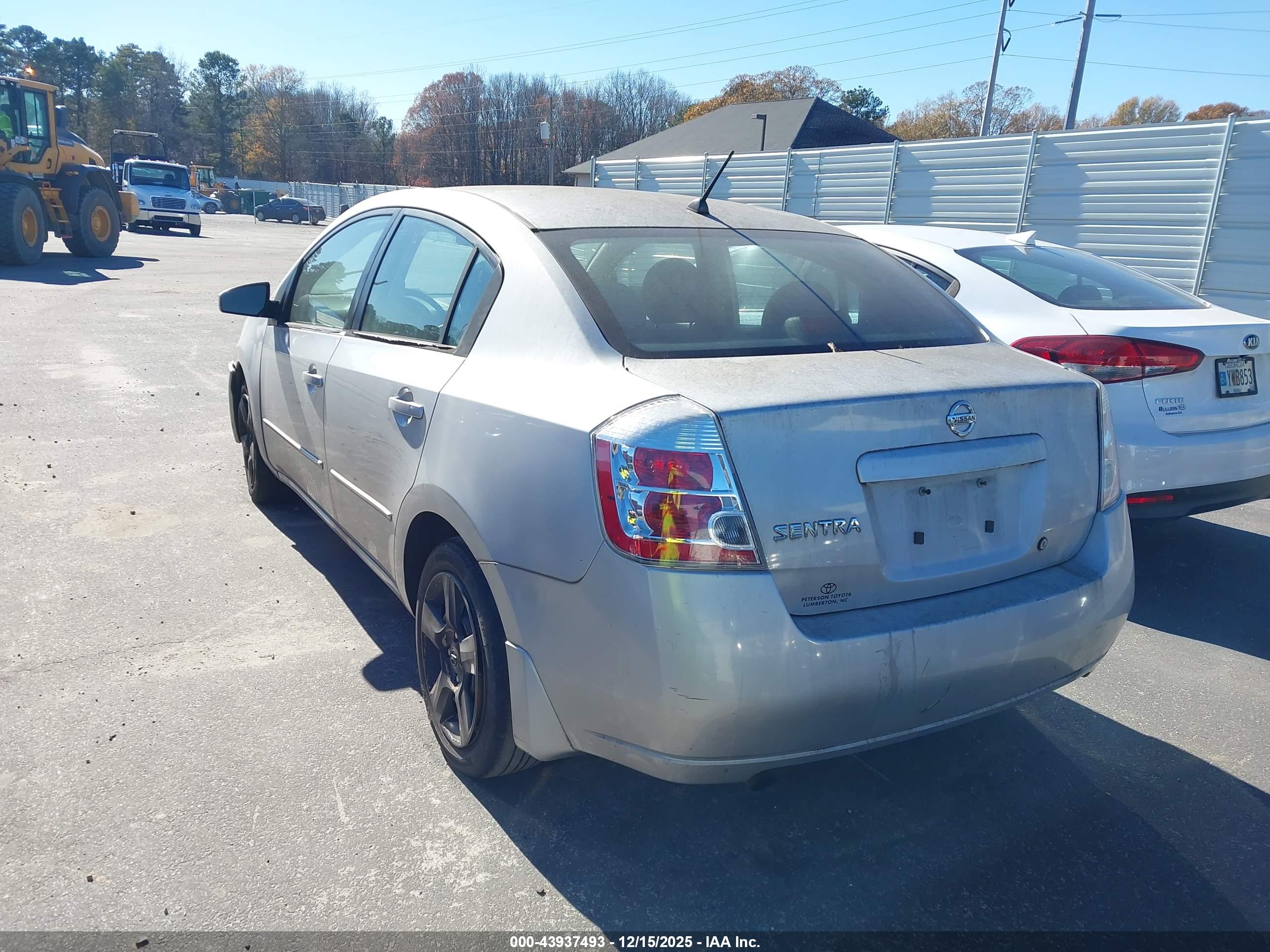 NISSAN SENTRA image 3