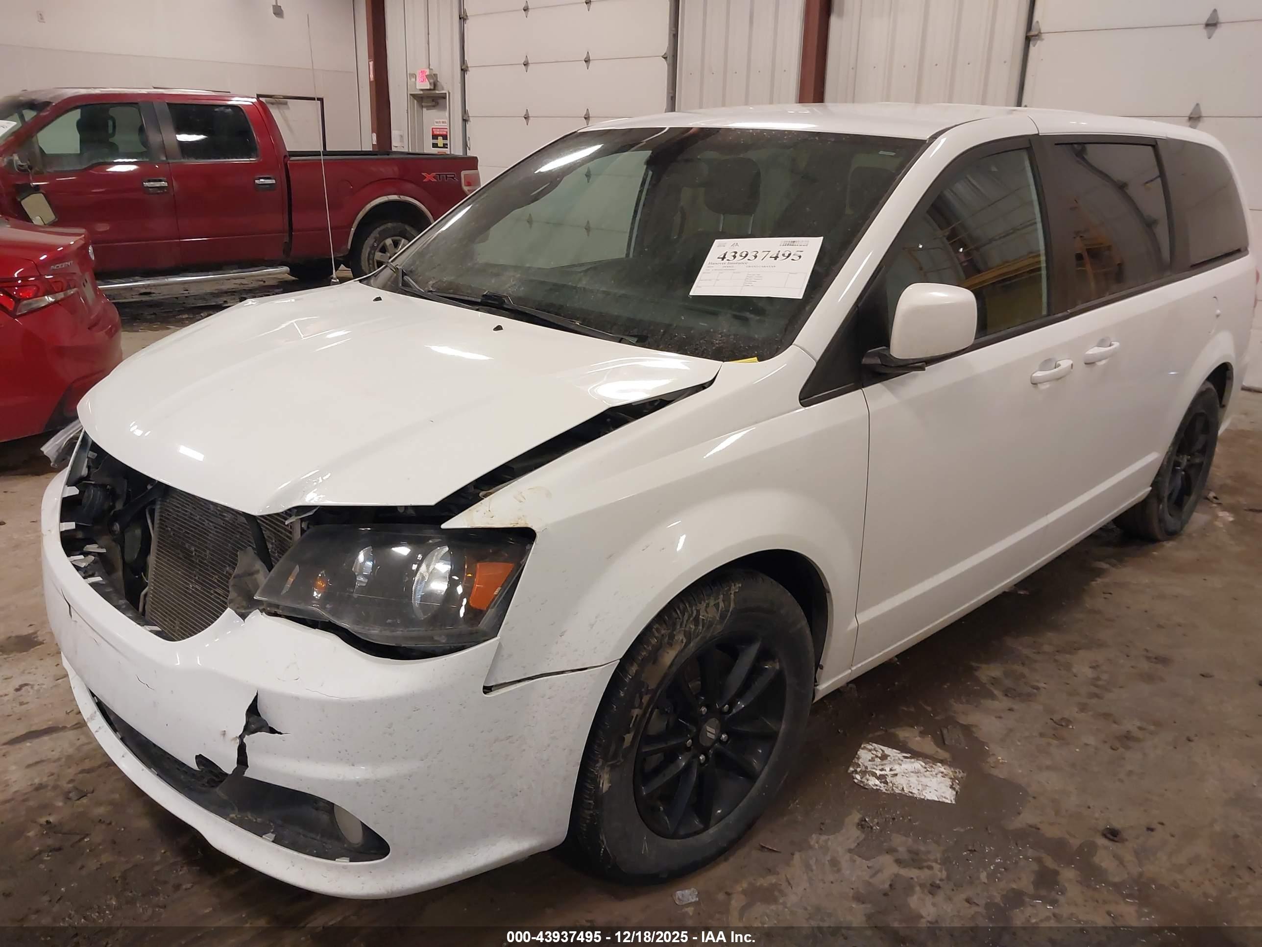 DODGE GRAND image 2