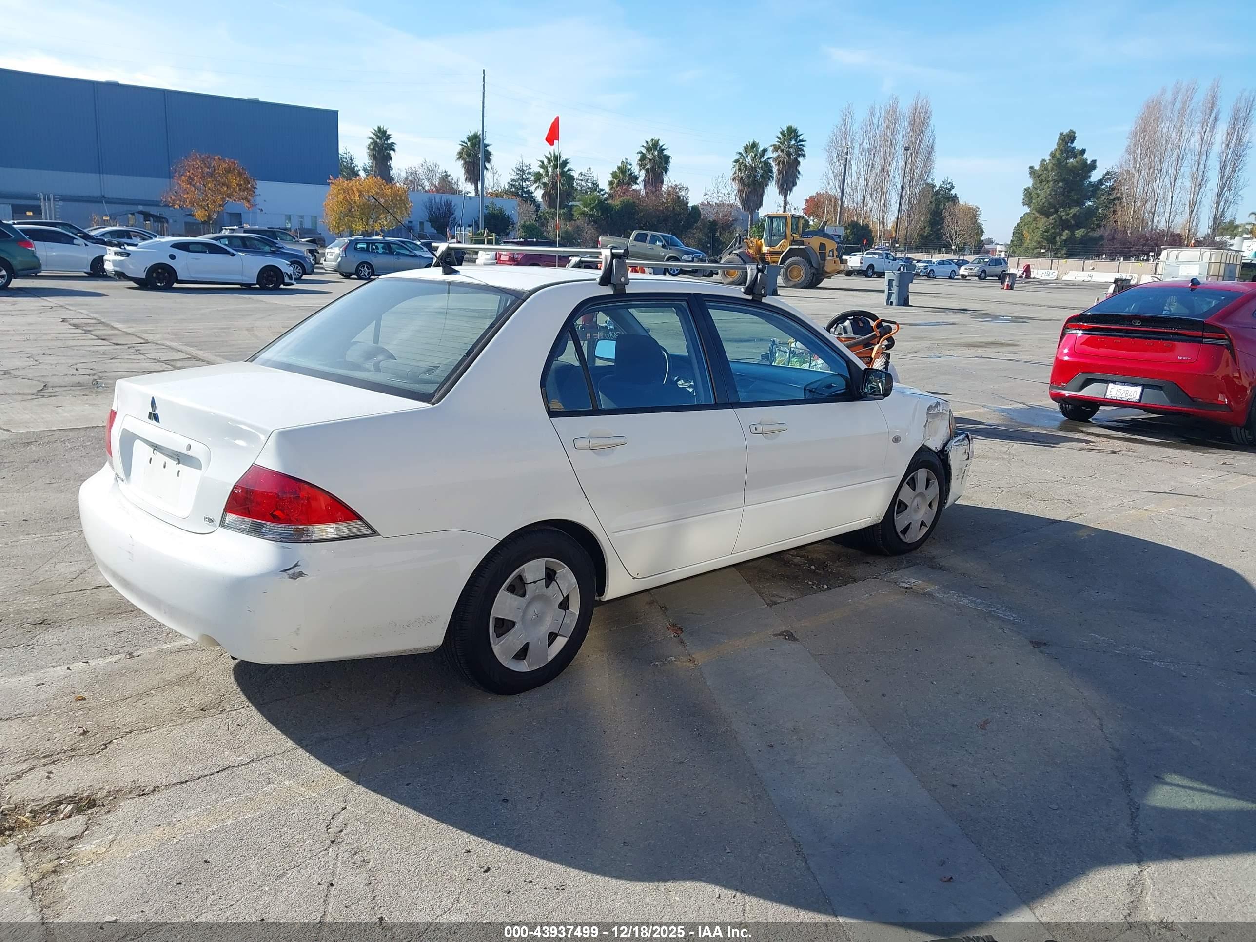 MITSUBISHI LANCER image 4