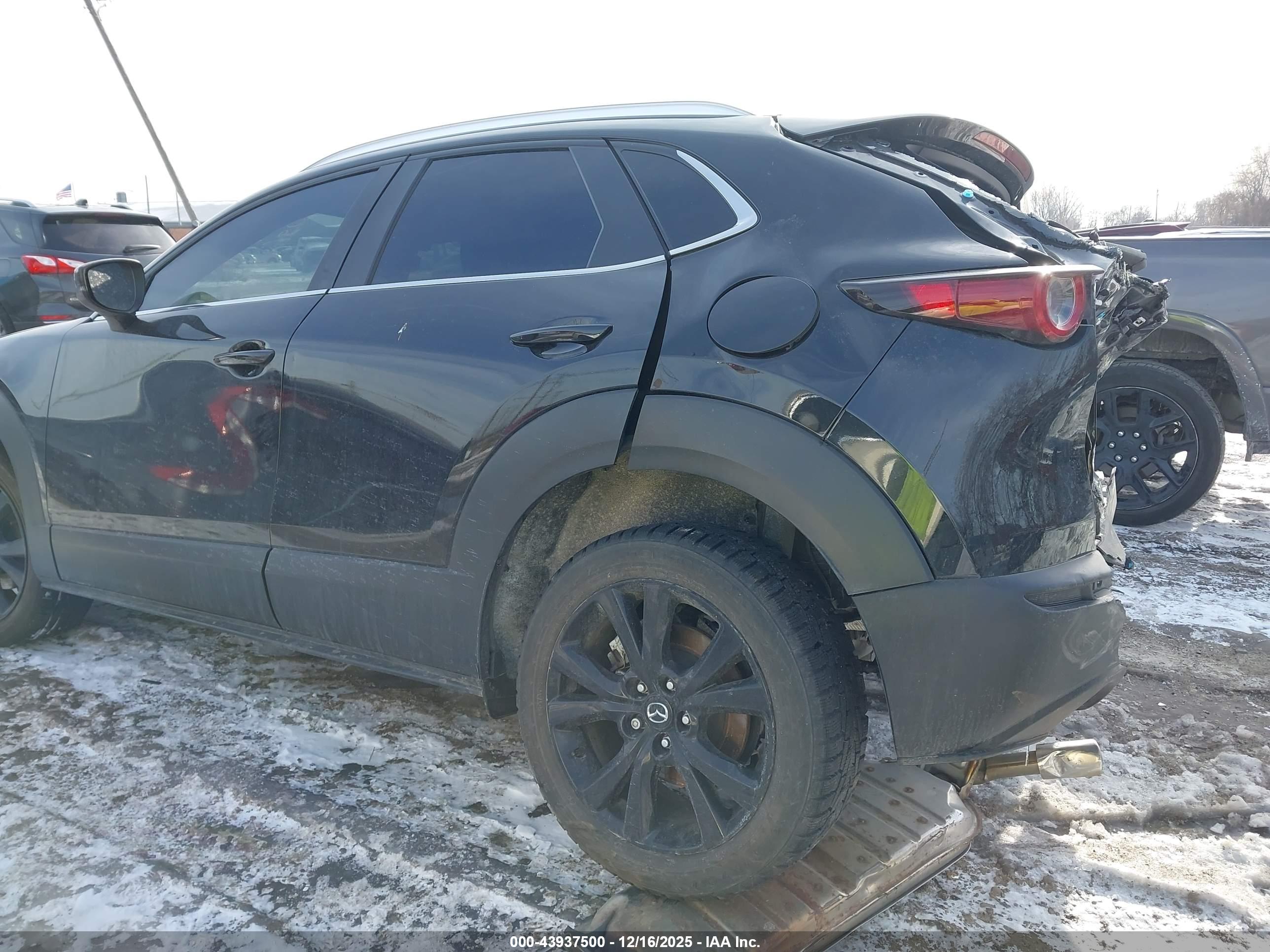 MAZDA CX-30 image 6