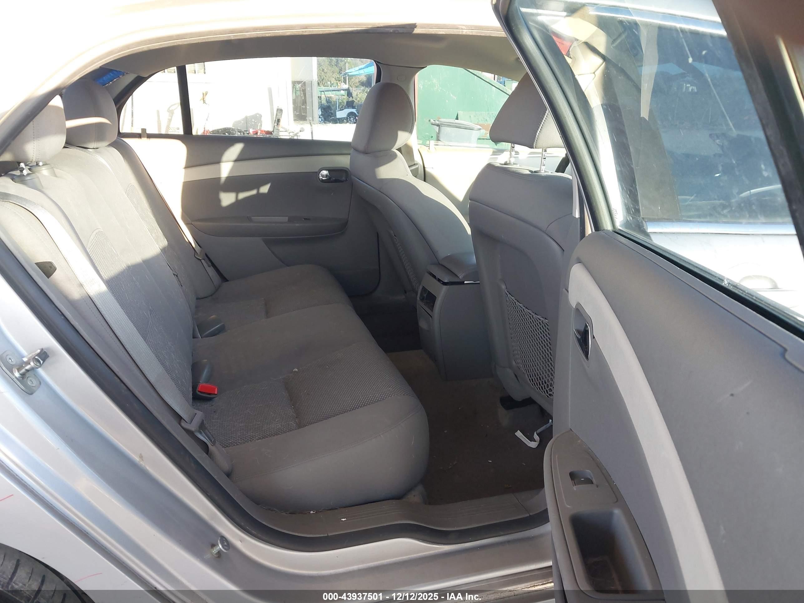 CHEVROLET MALIBU image 8