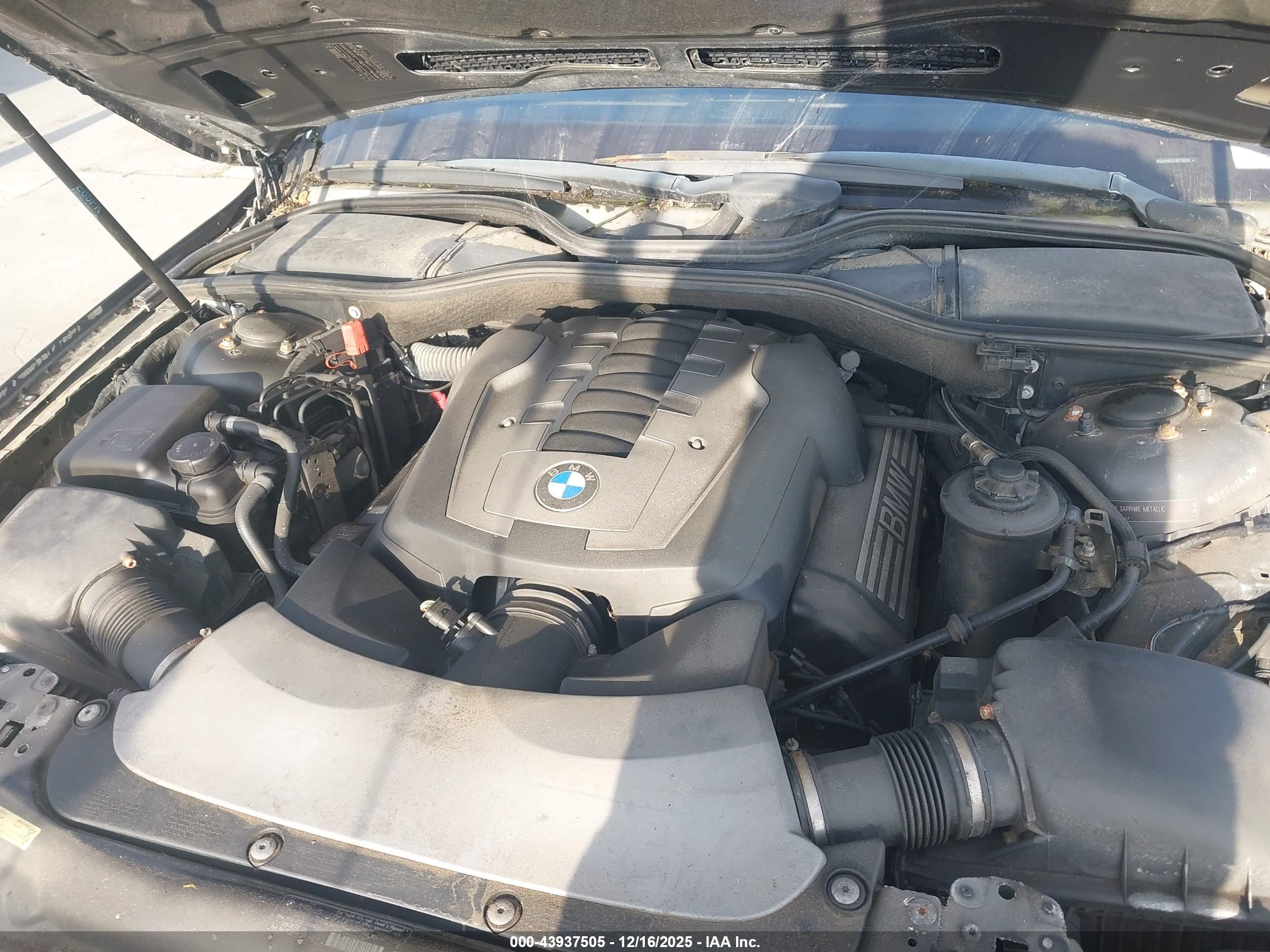 BMW 750LI image 10