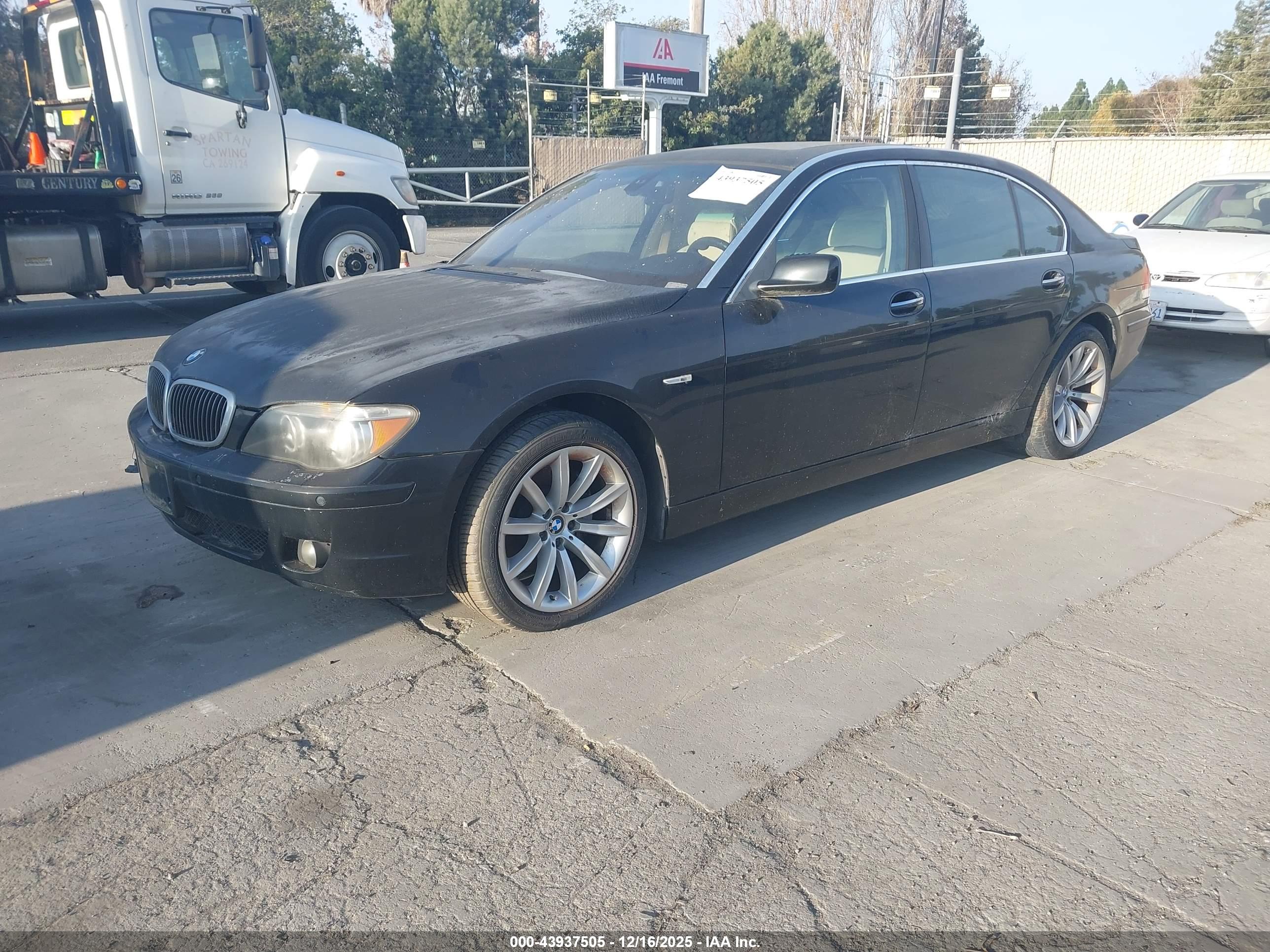 BMW 750LI image 2