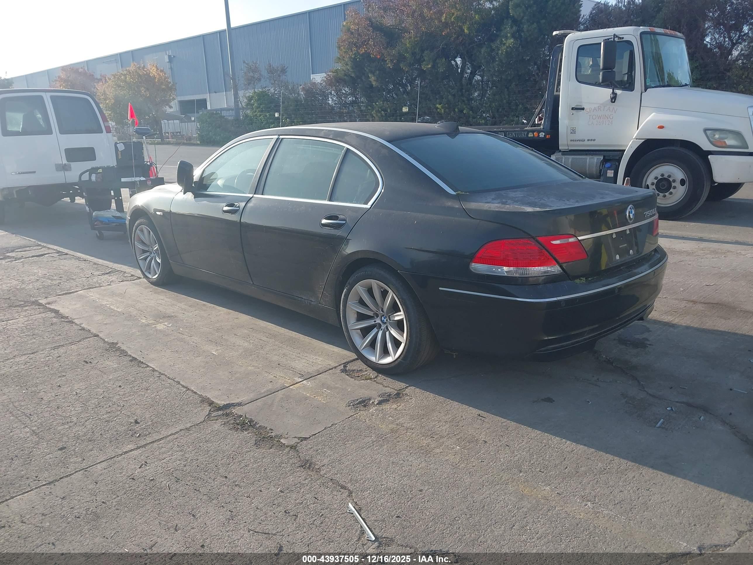 BMW 750LI image 3