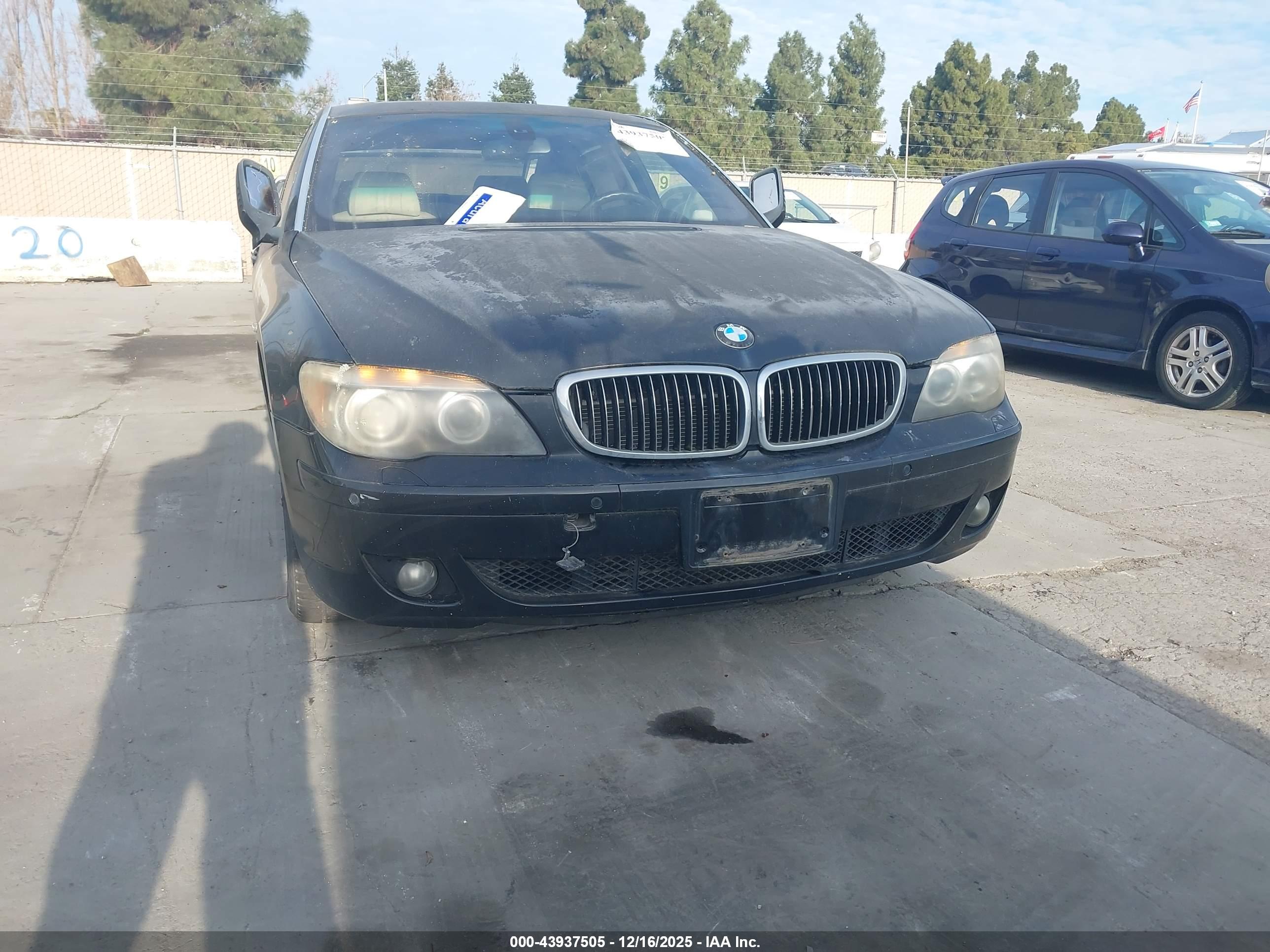 BMW 750LI image 6