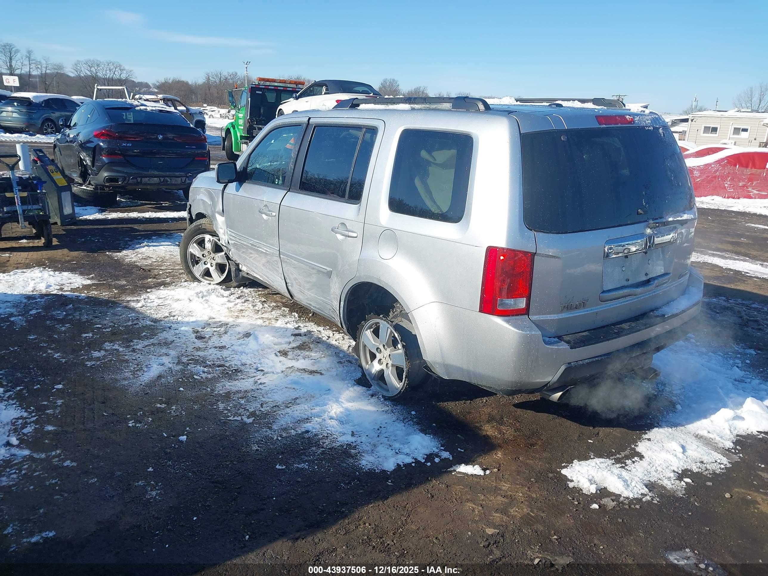 HONDA PILOT image 3