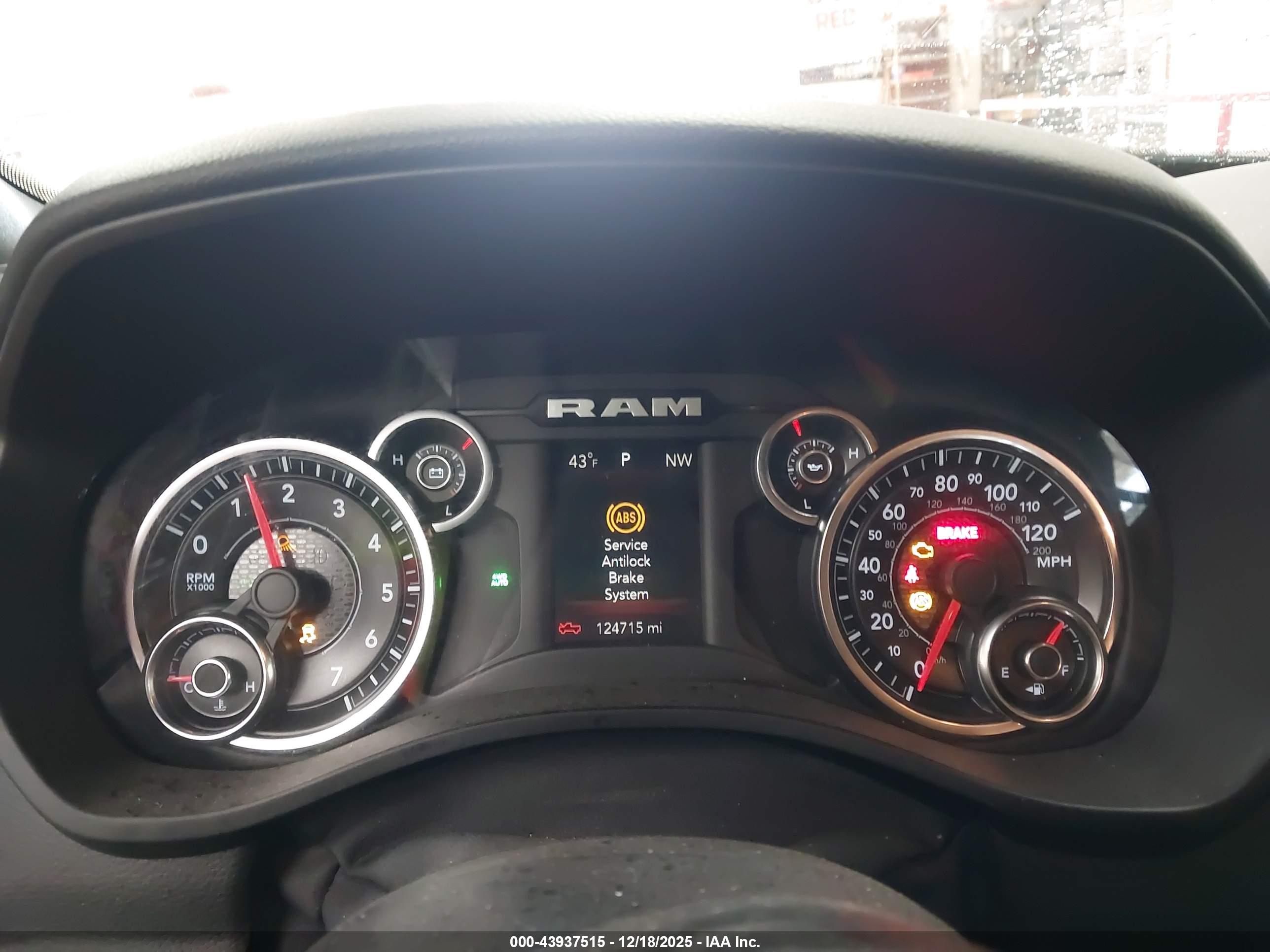 RAM 1500 image 7