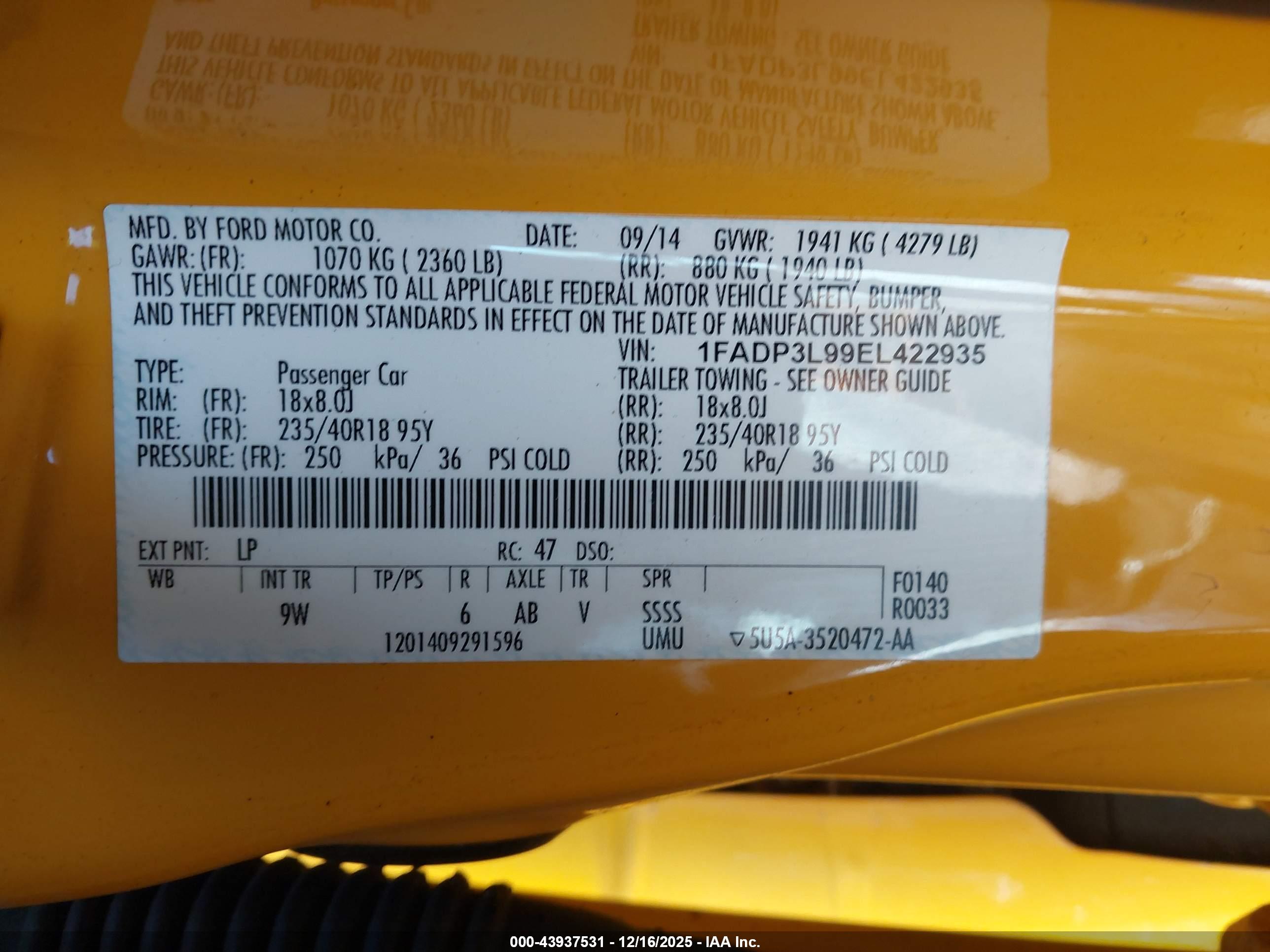 FORD FOCUS image 9