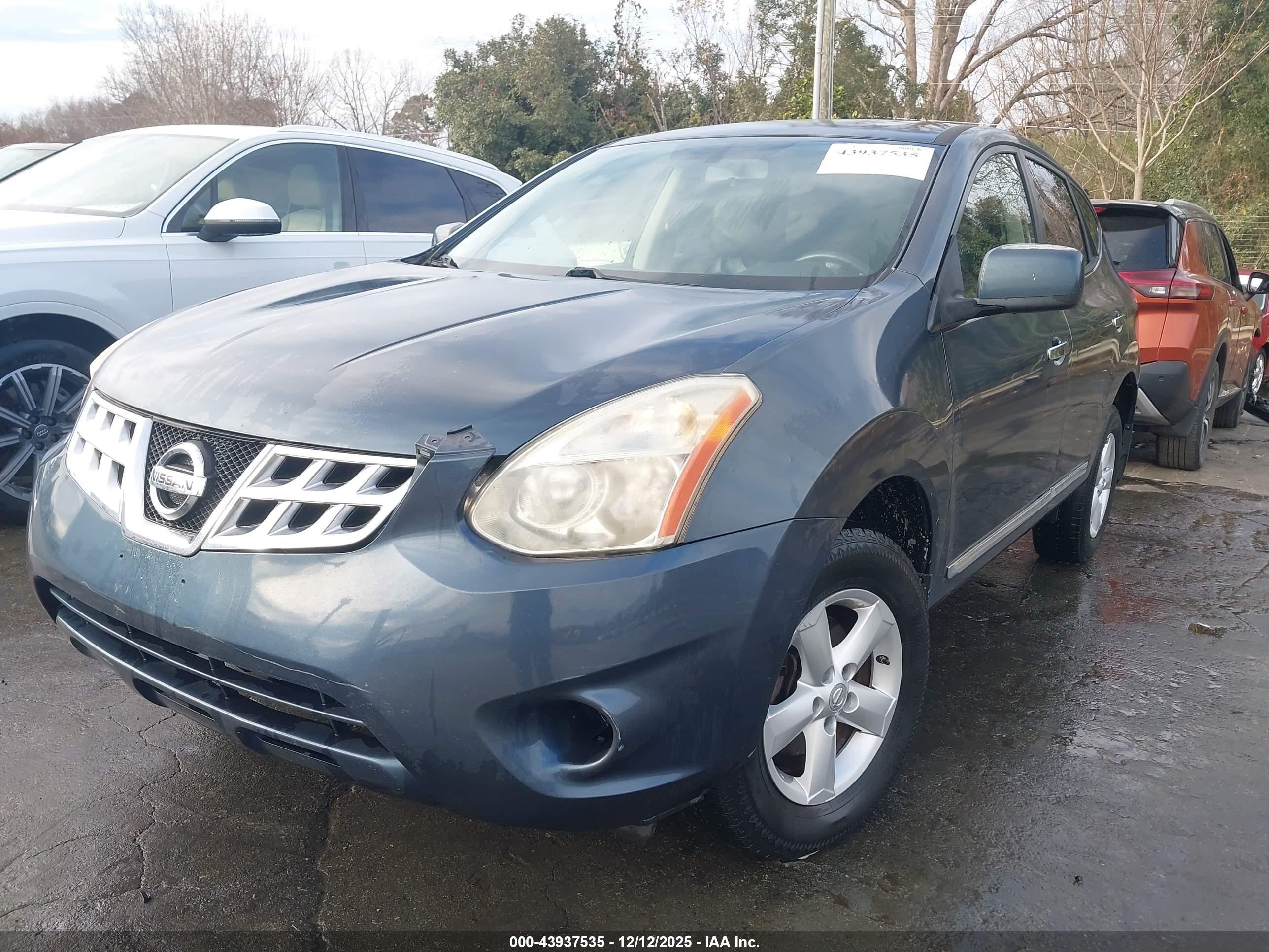 NISSAN ROGUE image 6