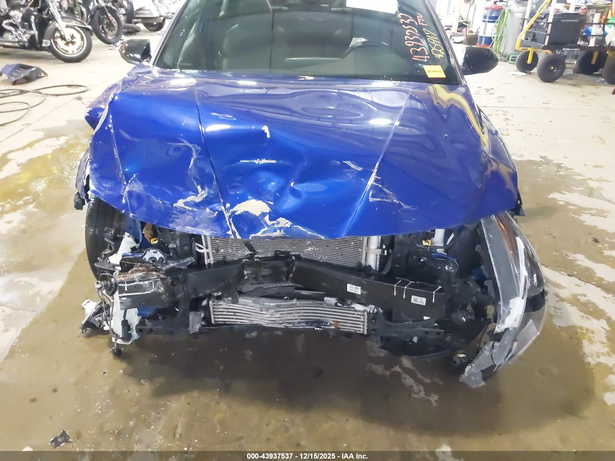 HYUNDAI ELANTRA image 6