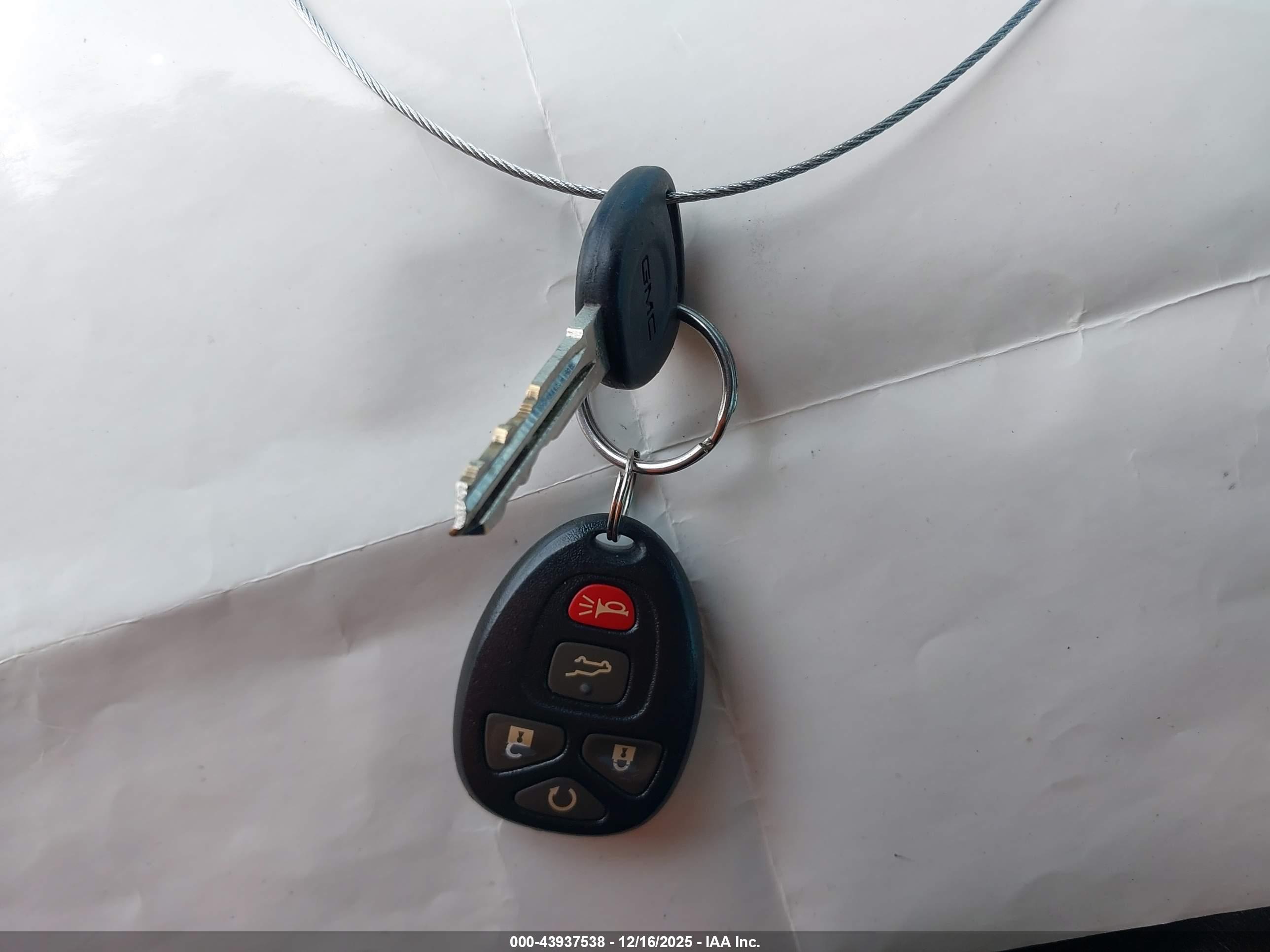 GMC ACADIA image 11