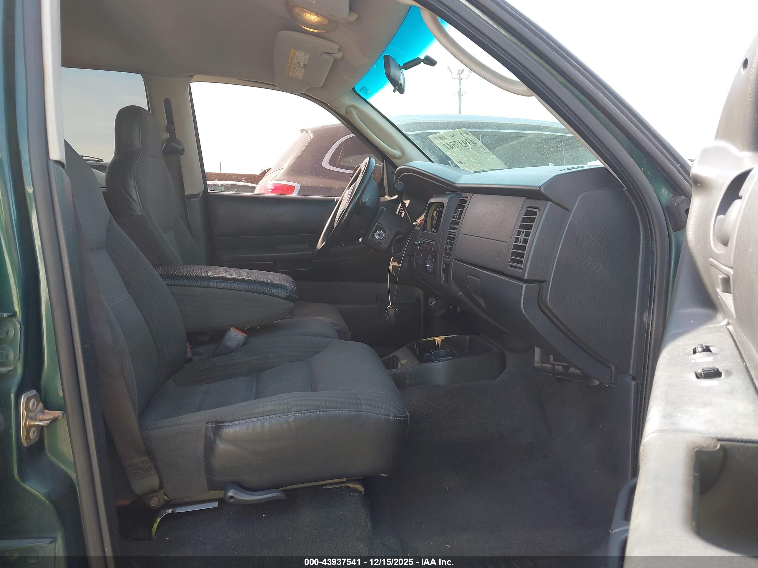 DODGE DURANGO image 5
