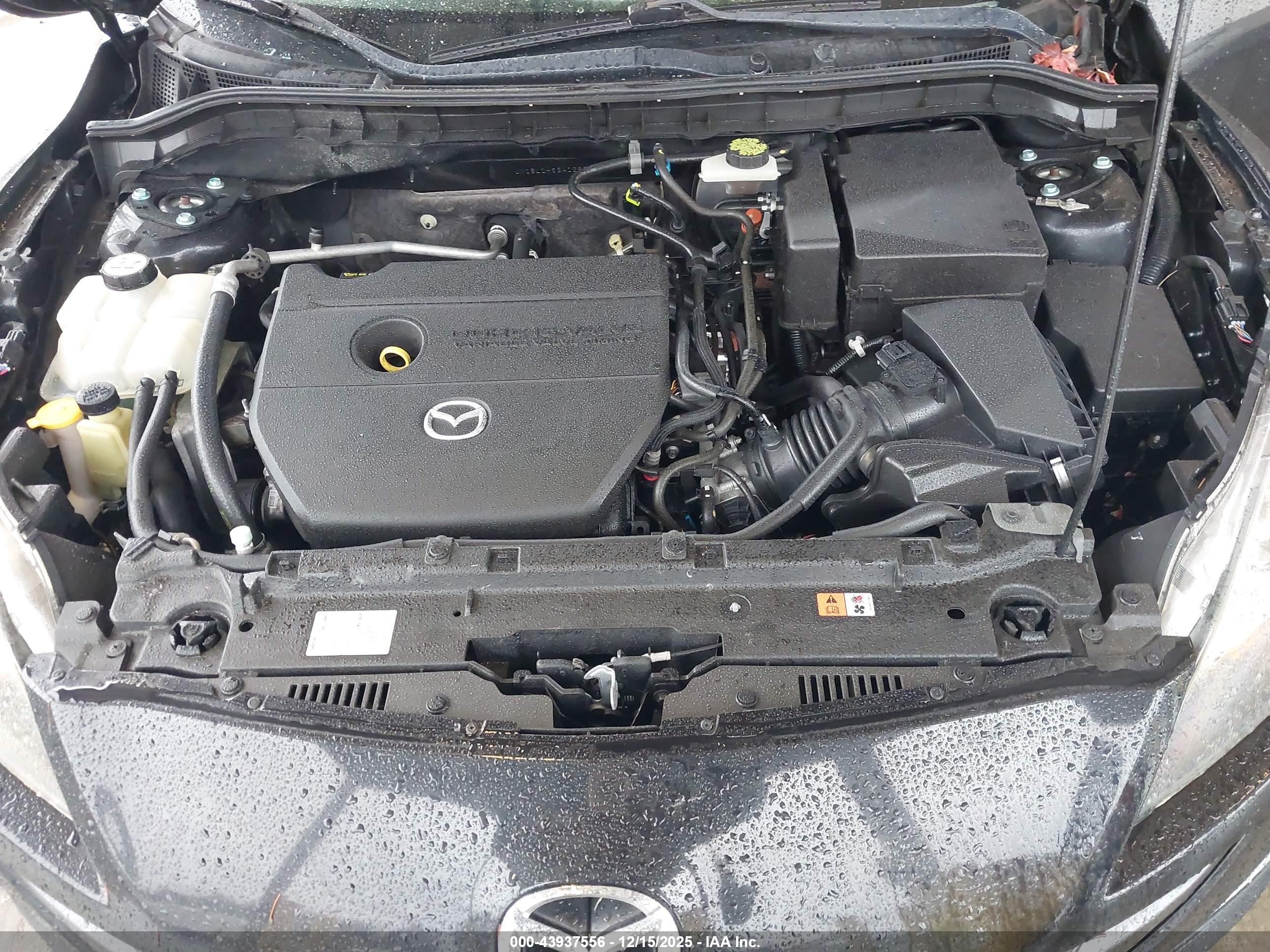 MAZDA MAZDA3 image 10