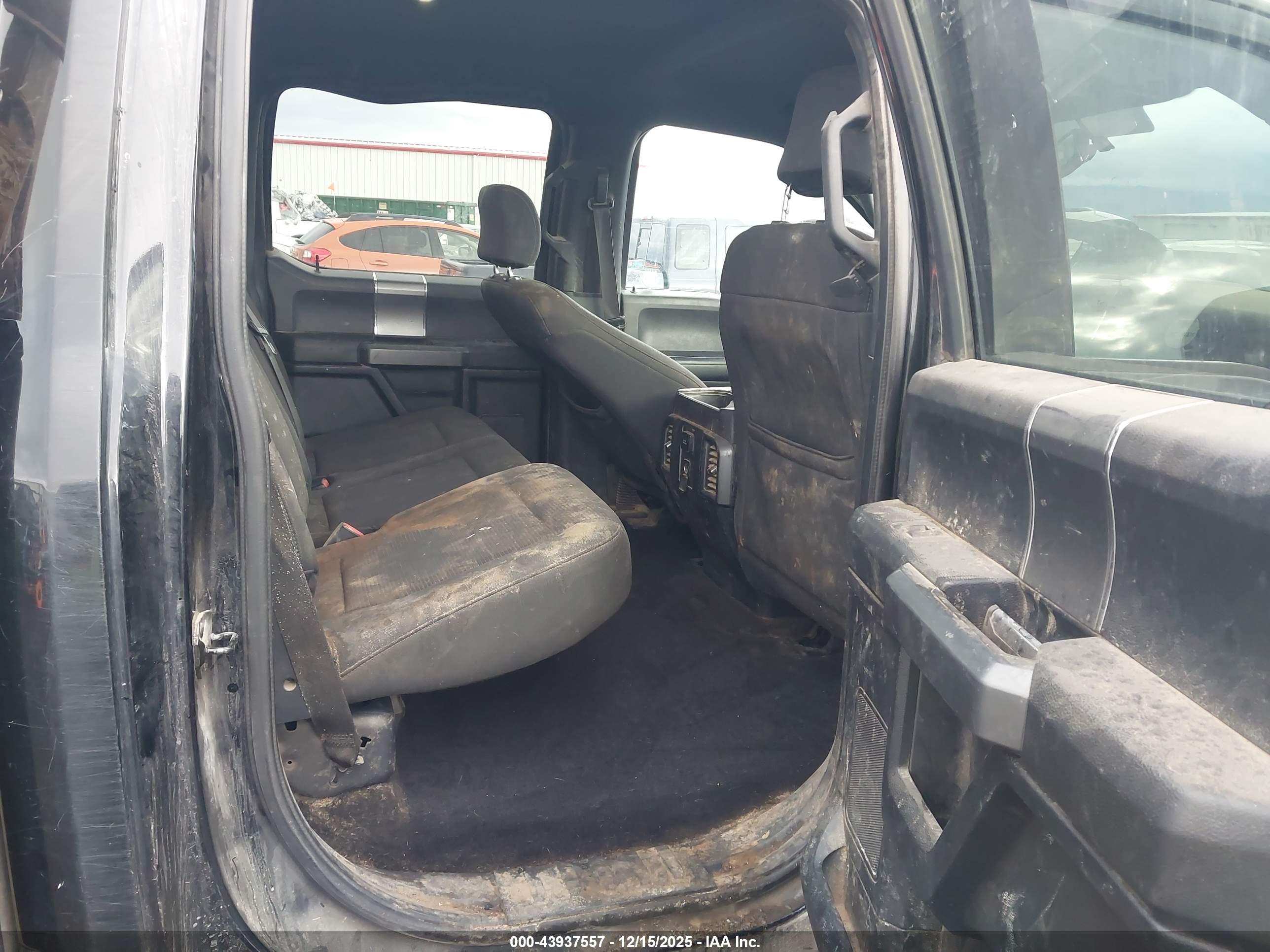 FORD F-150 image 8