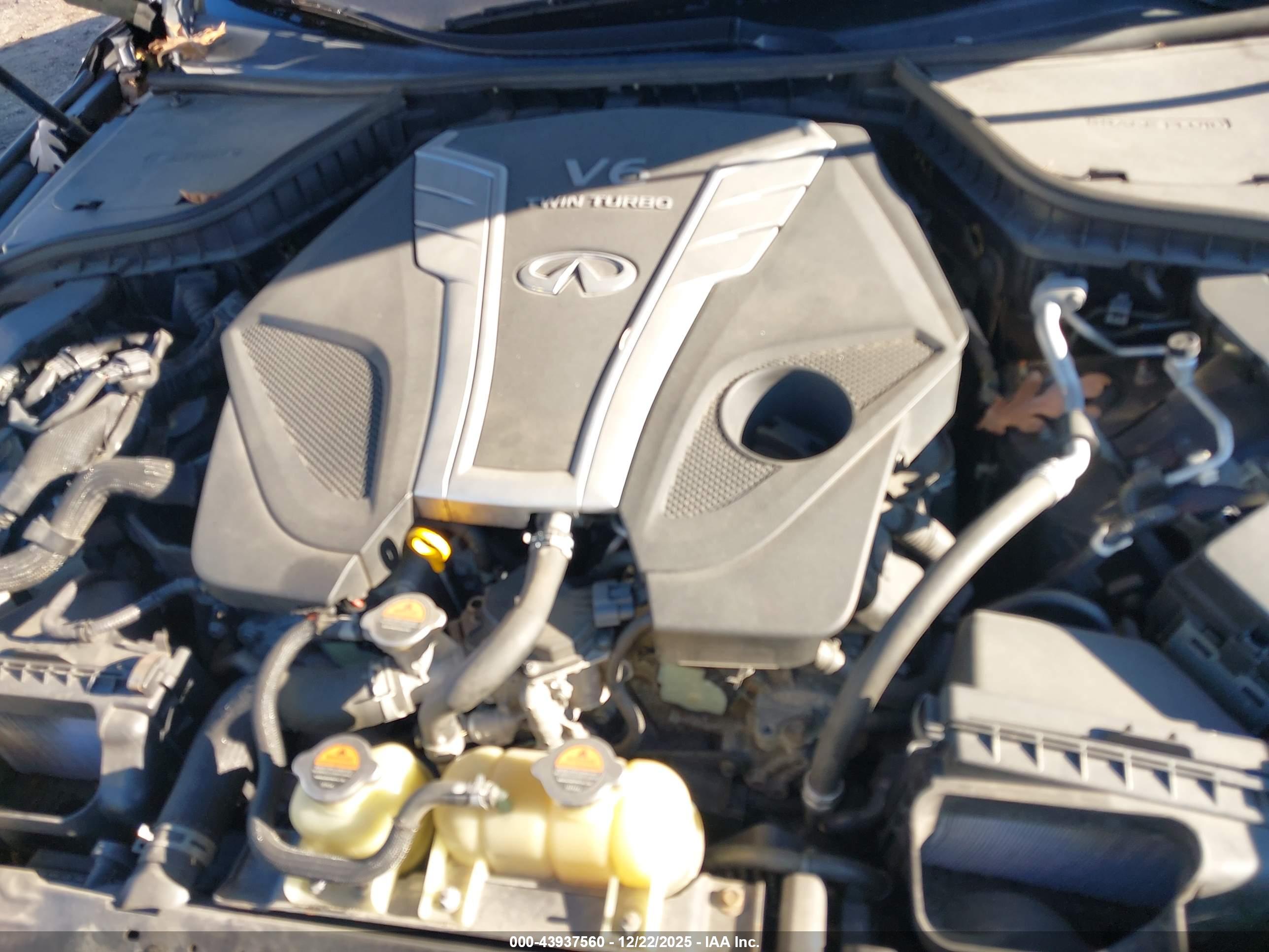 INFINITI Q50 image 10