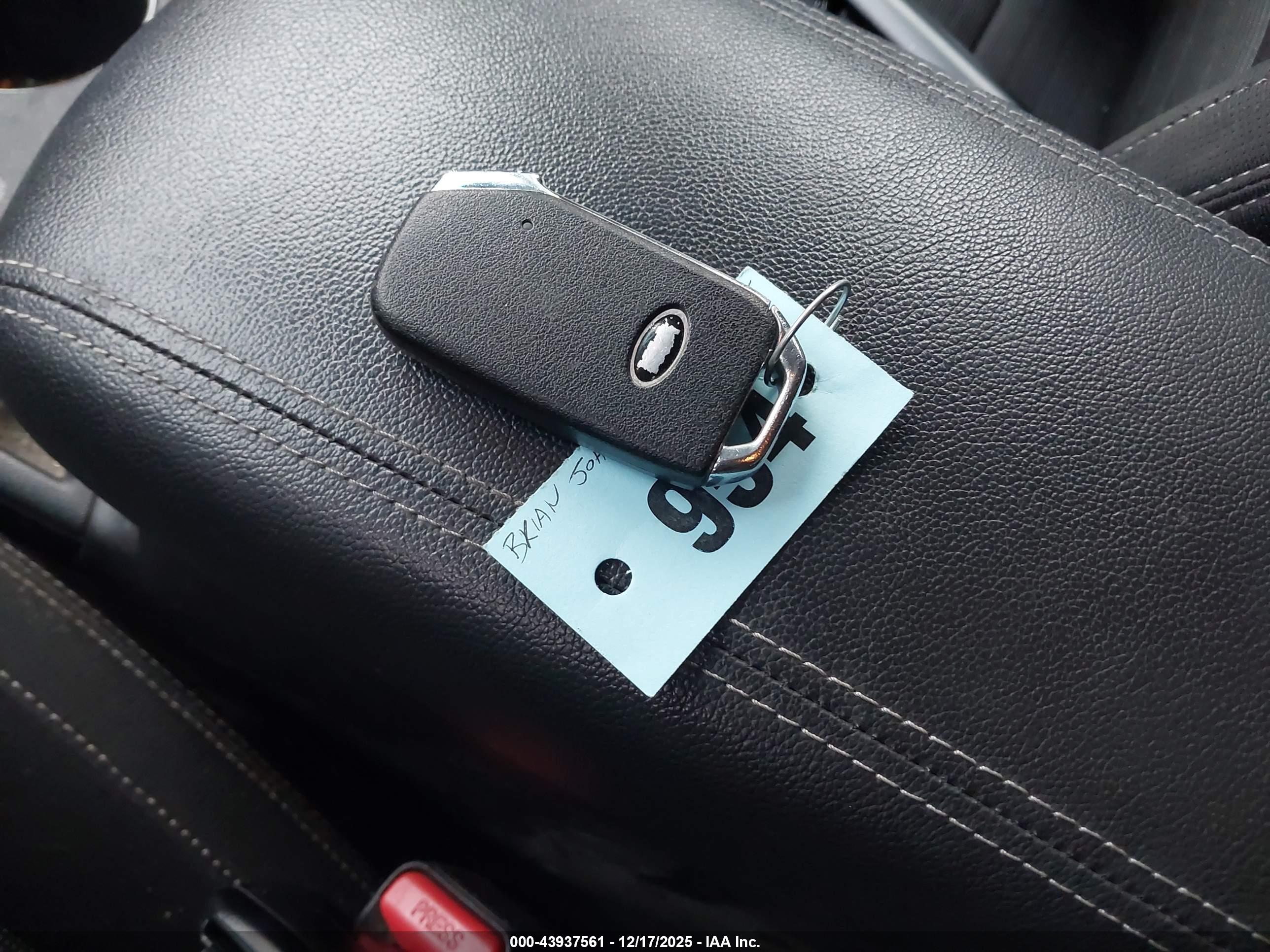 KIA SPORTAGE image 11
